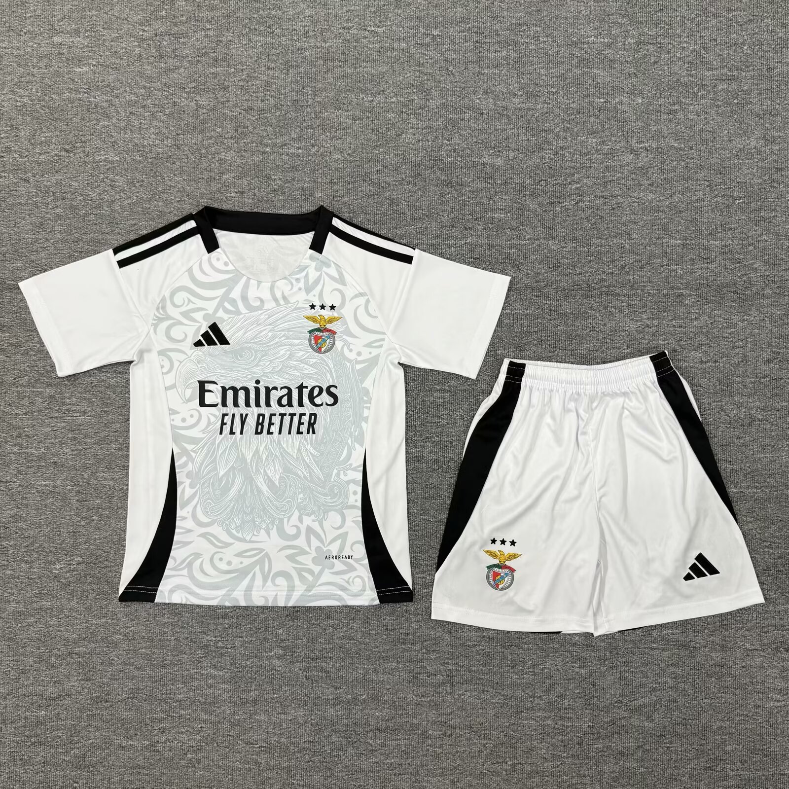 25/26 Benfica training white kids version size 16-28