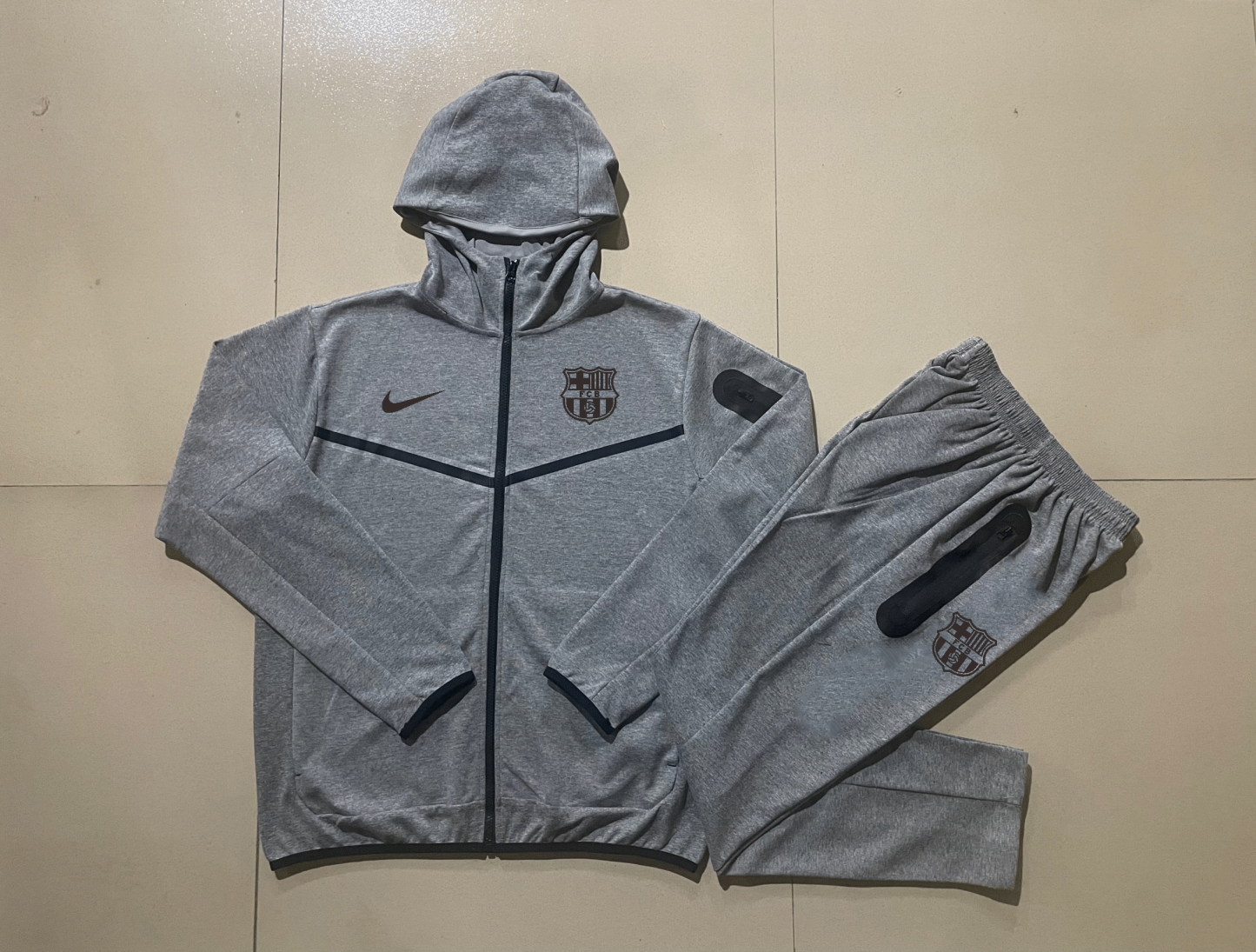 24/25 Barcelona grey with black logo training jacket with hat S-XXL