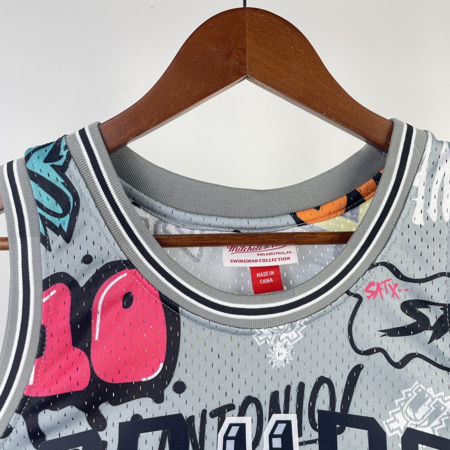 MN Heat Pressed Vintage Jersey: SW Spurs 02/03 Graffiti No.9 Parker