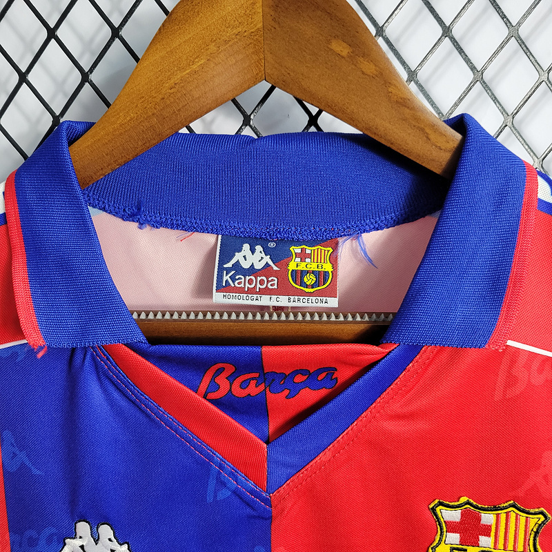 retro 1992-95 Barcelona home