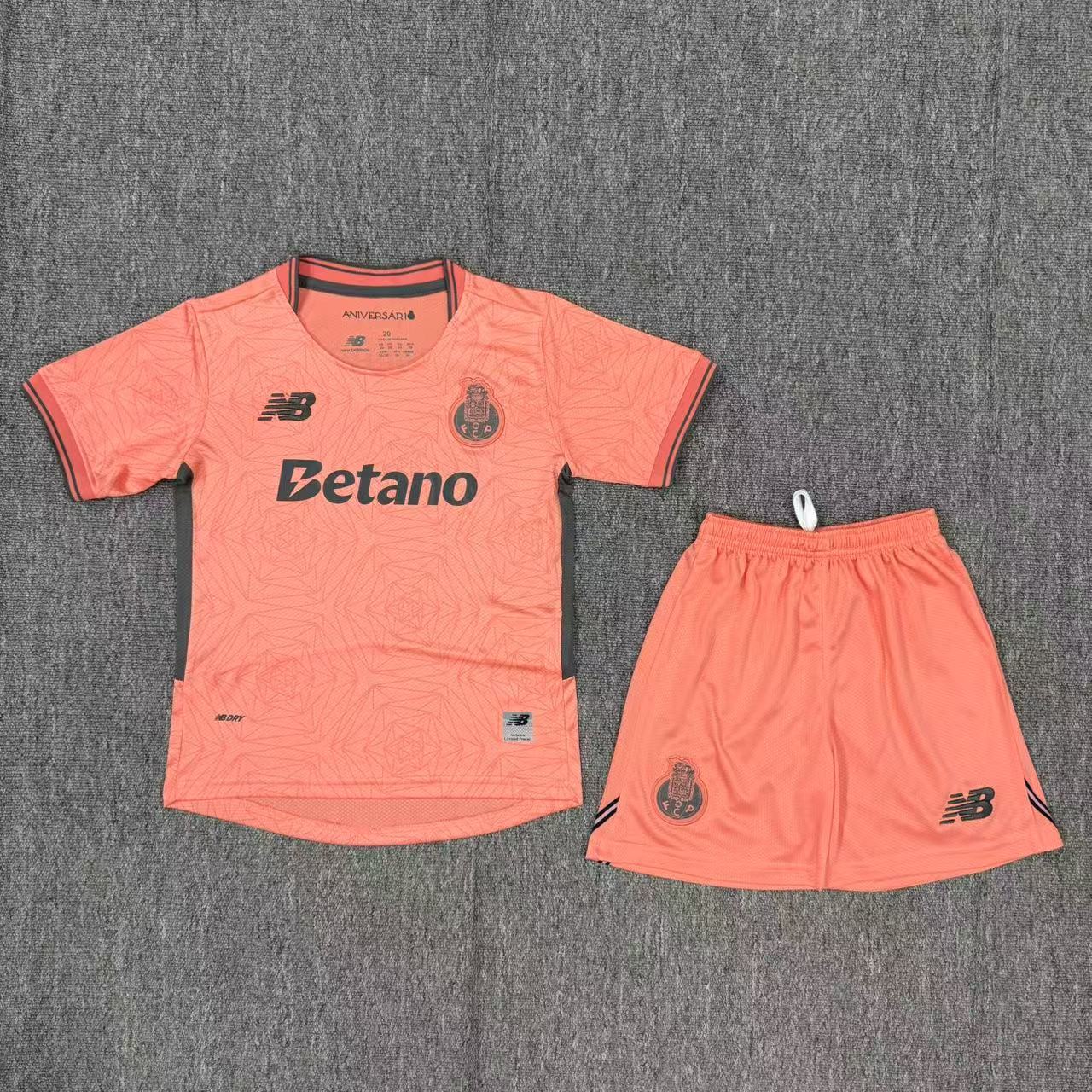 25/26 Porto away kids version size 16-28