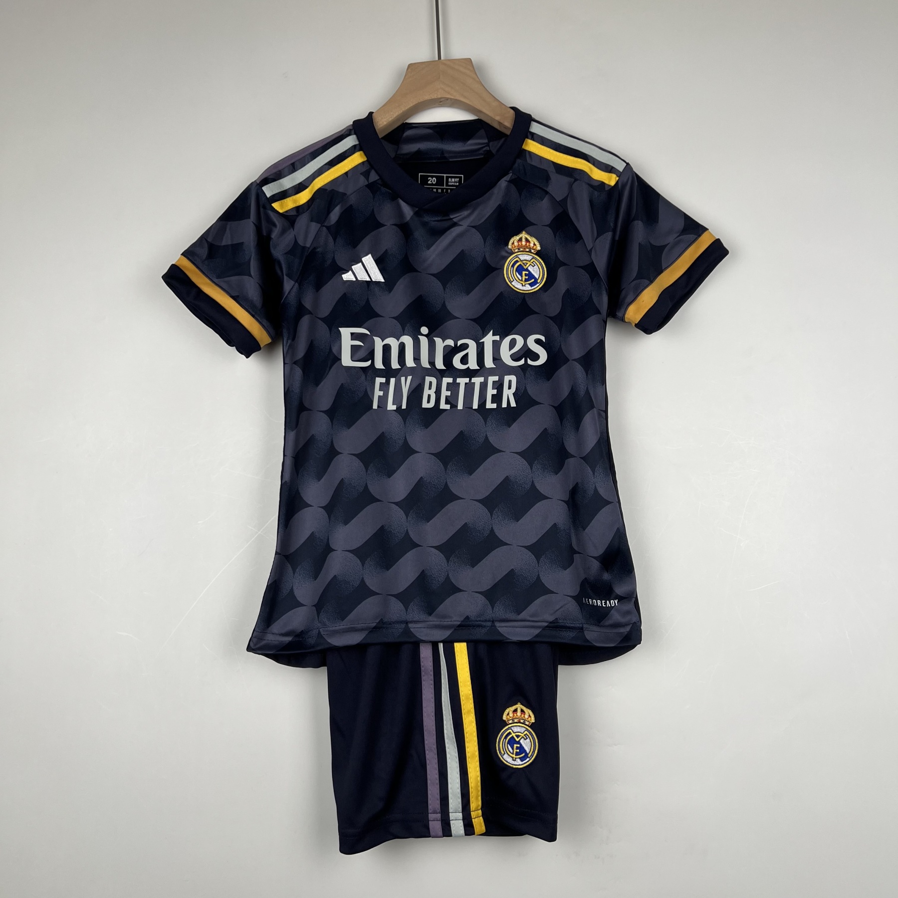 23/24 Kids Real Madrid Third Away Size: 16-28