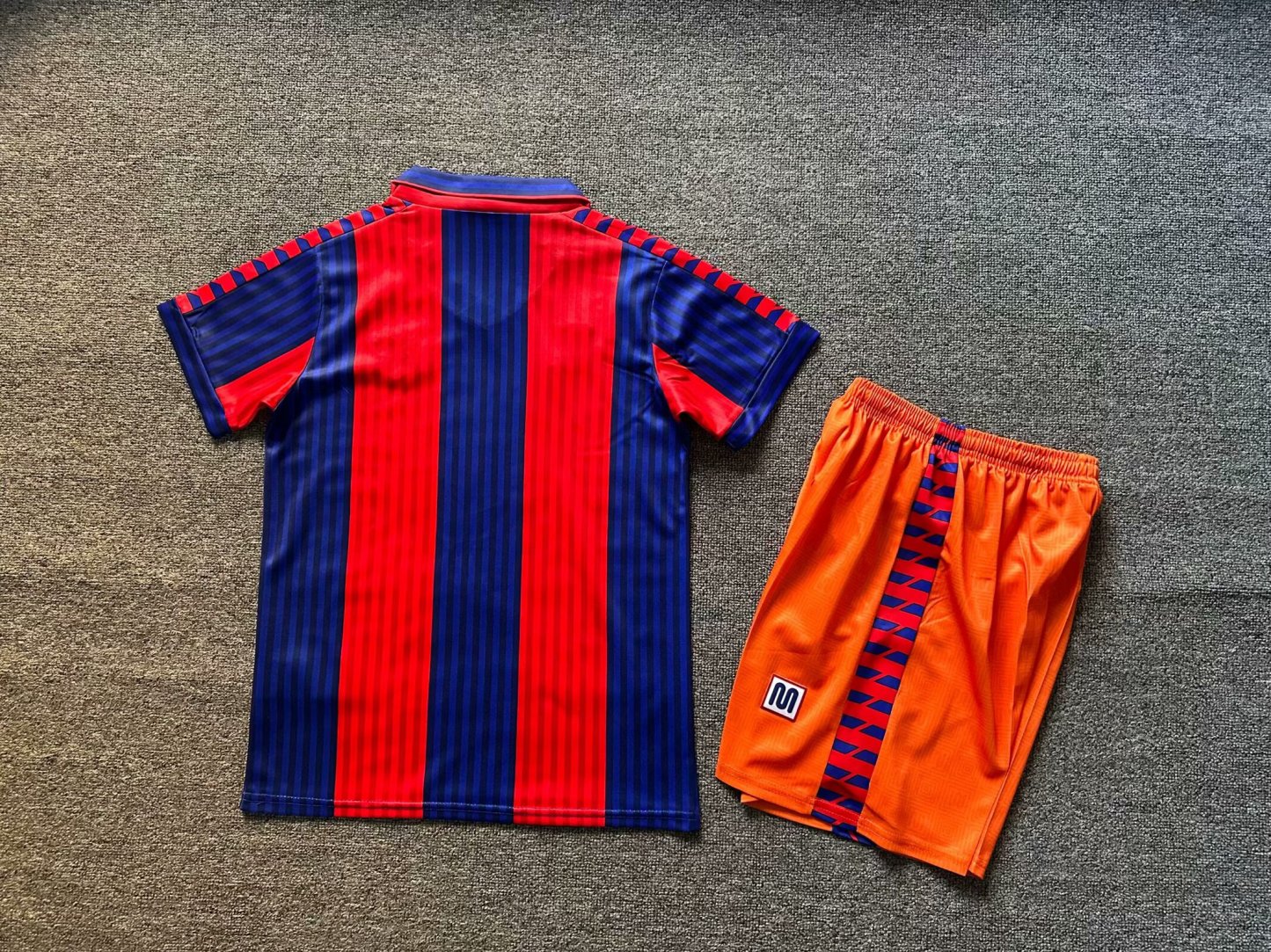Retro Kids 91/92 Barcelona home size:16-28