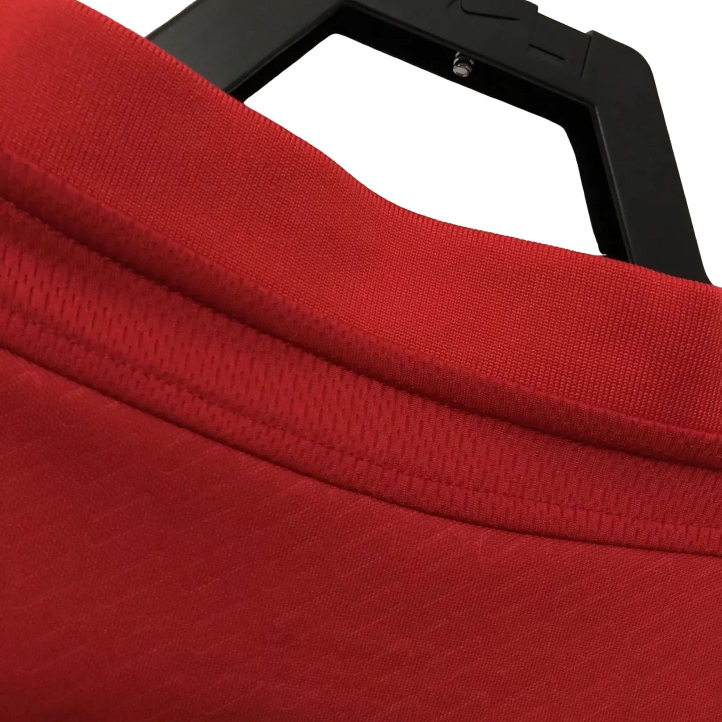 Retro 04/05 LIverpool Home Final Kit Size: S-XXL