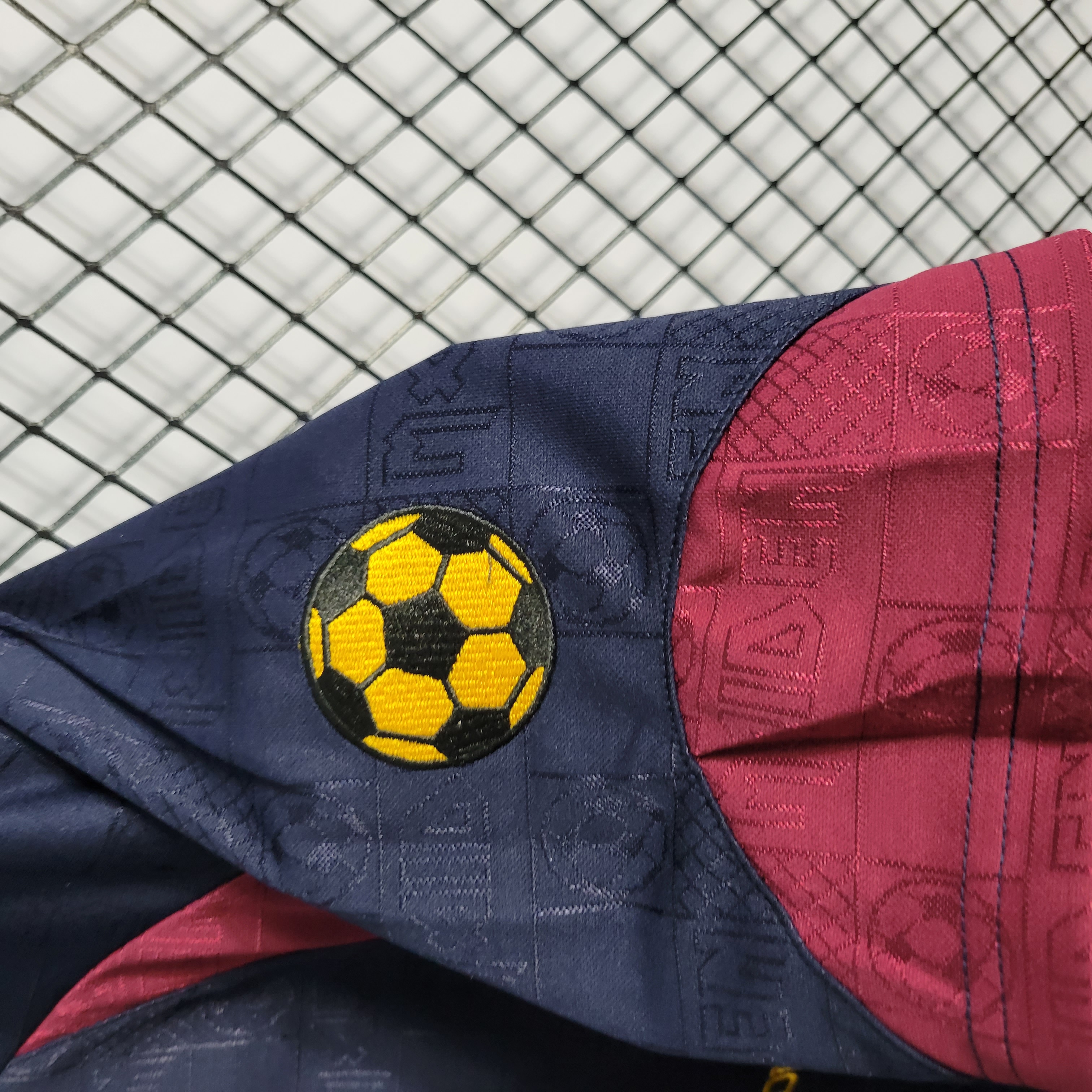 Retro 2010 West Ham Home Size S-XXL