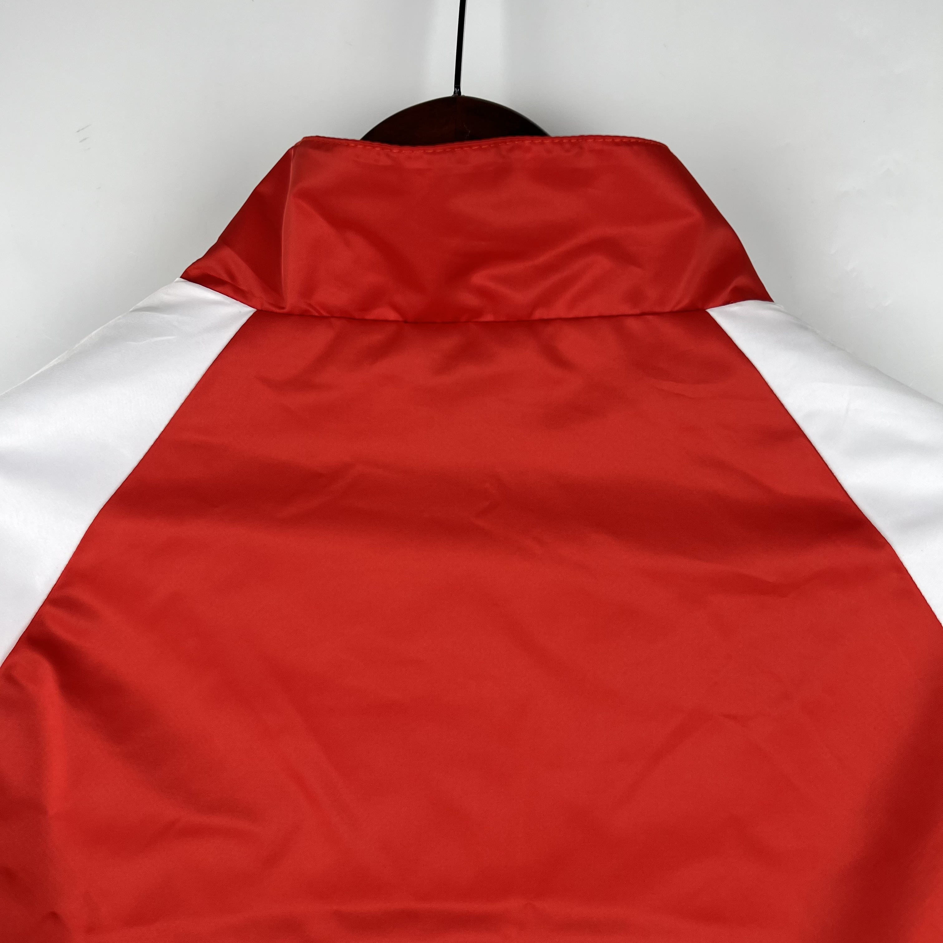 23/24 windbreaker Bayern Munich Red S-XXL