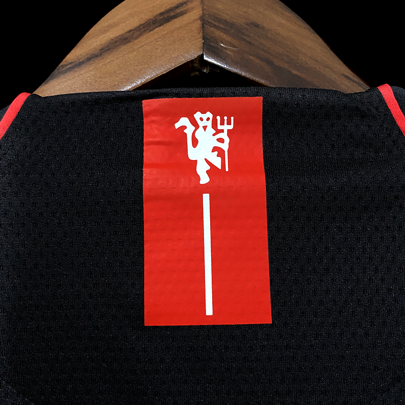 Retro 07/108 Manchester United Away Black S-2XL