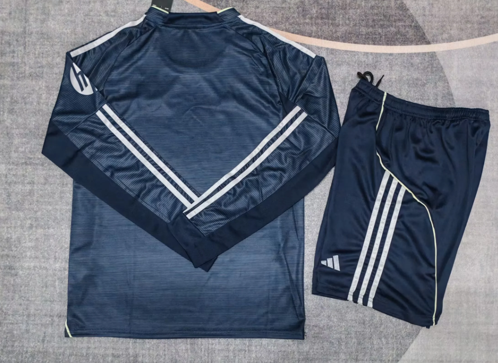 25/26 re@l Medrid away long sleeve kids Version size 16-28