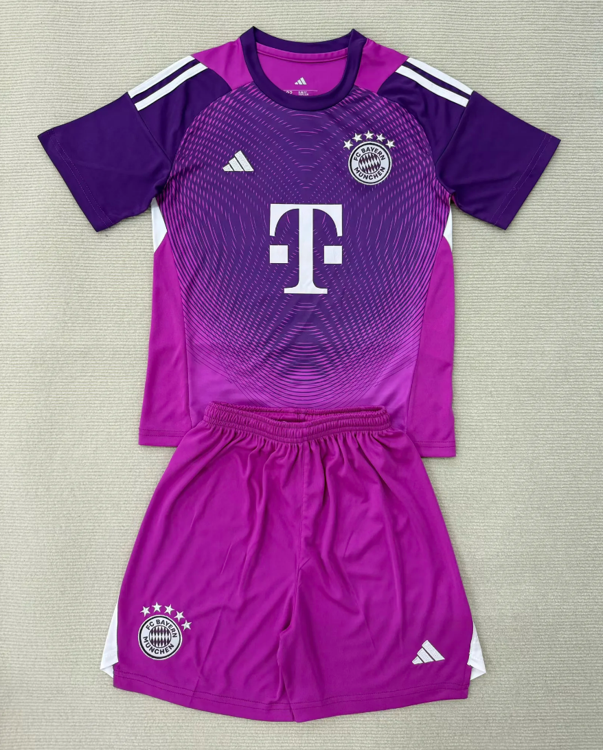 25/26 Bayern goalkeeper Purple fan version suit S-XXL