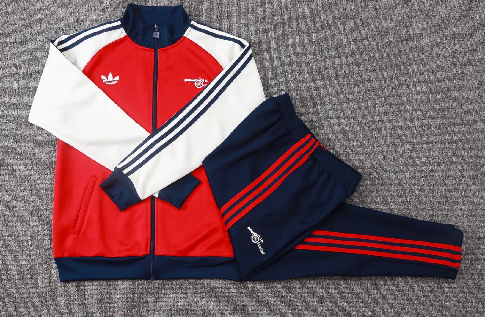 26/27 Arsenal red full-zip jacket version 