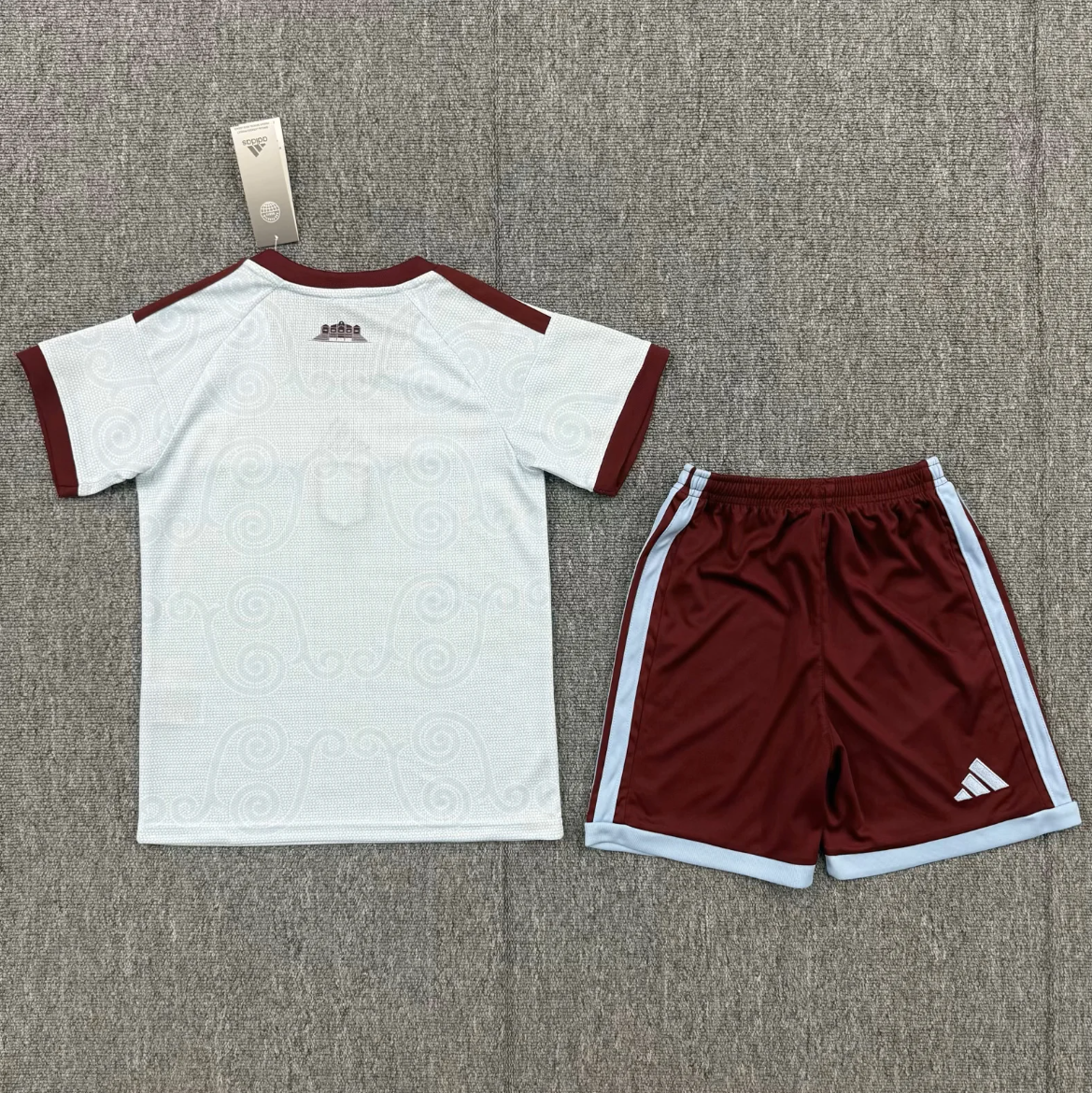 26/27 Aston Villa Away kids version size 16-28