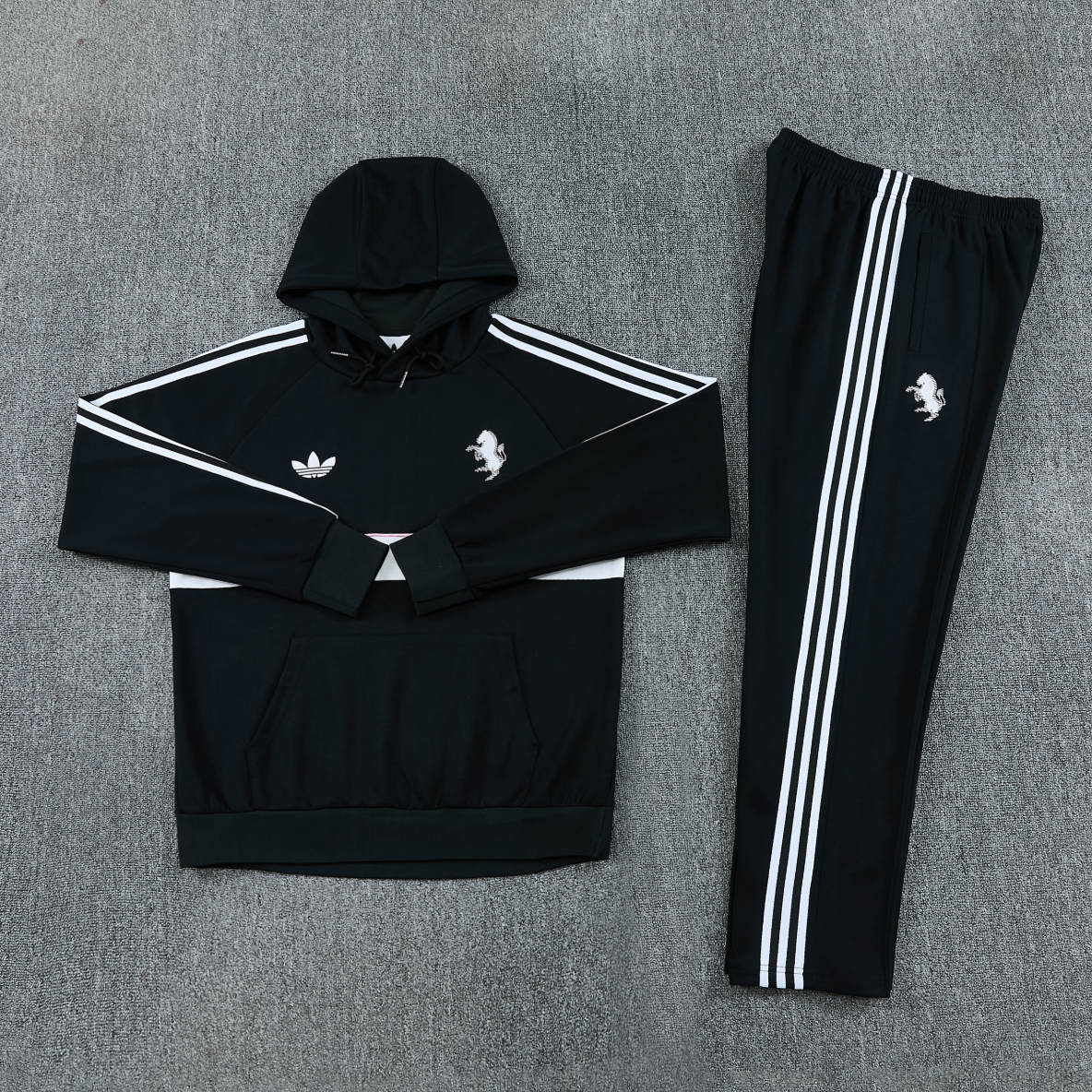 26/27 Juventus black Hoodie Jacket +Pants