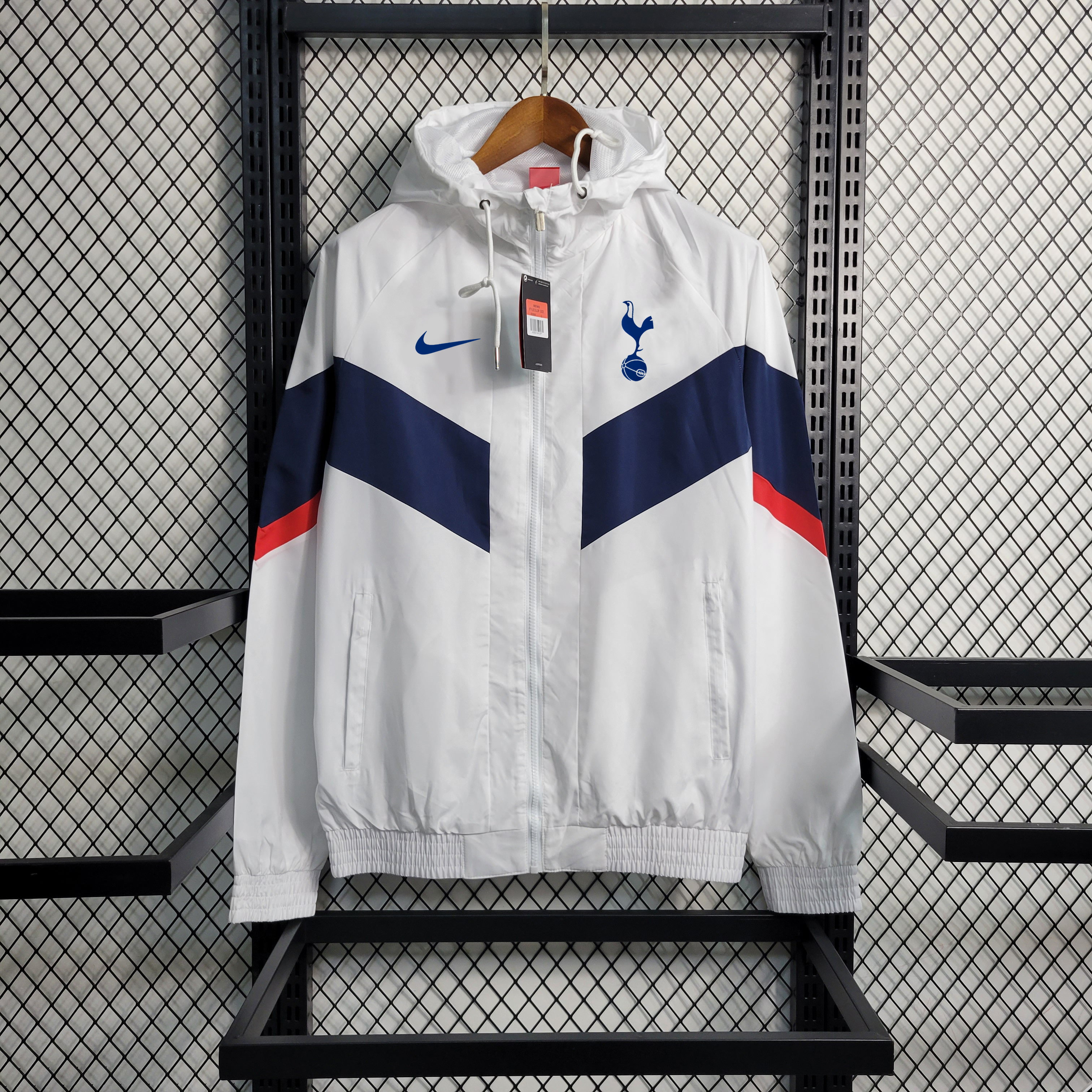23-24 Windbreaker Tottenham Size: S-XXL
