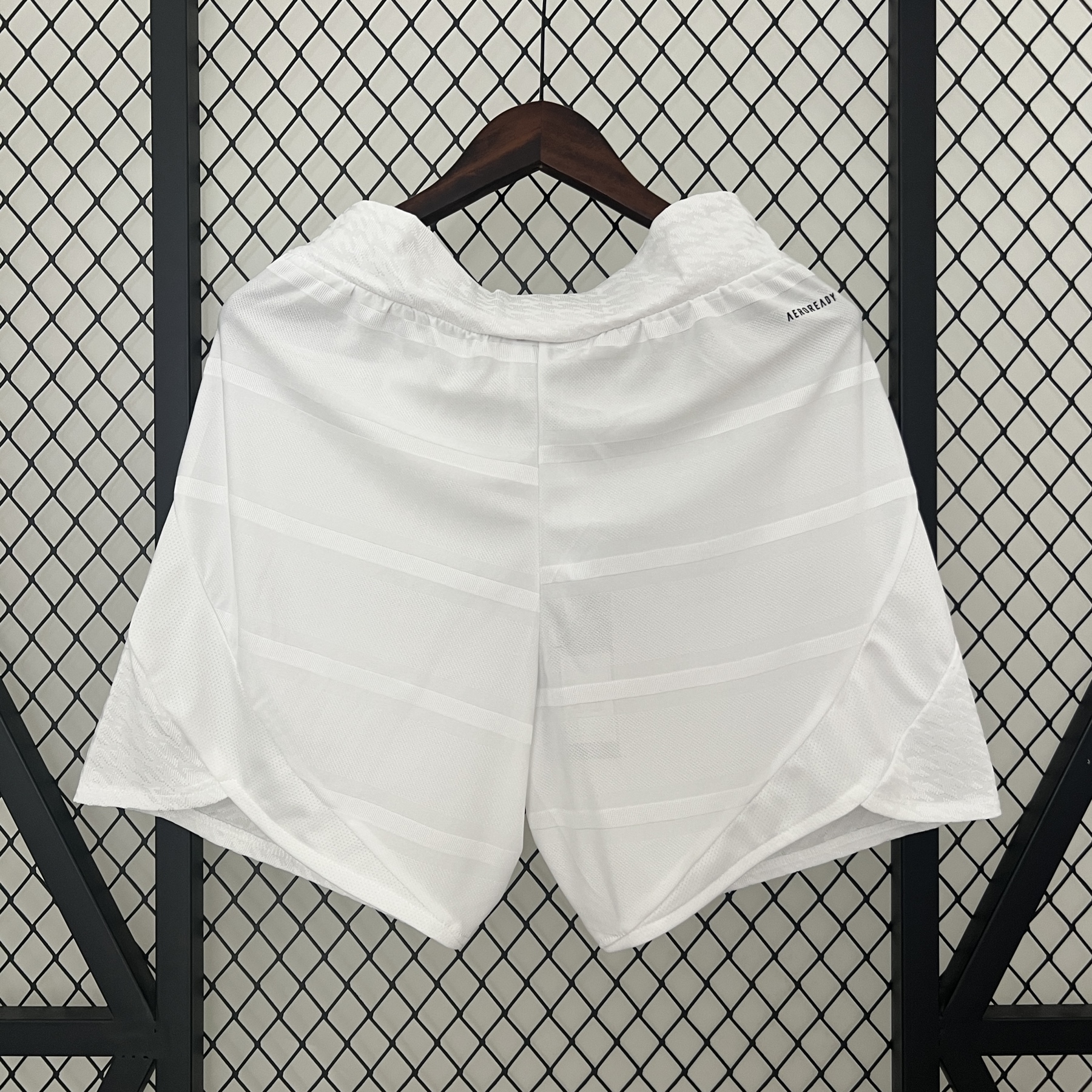 24/25 Real Madrid Home Shorts Player version S-XXL