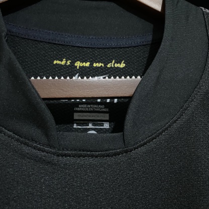 Retro 11/12 Barcelona away Shirt