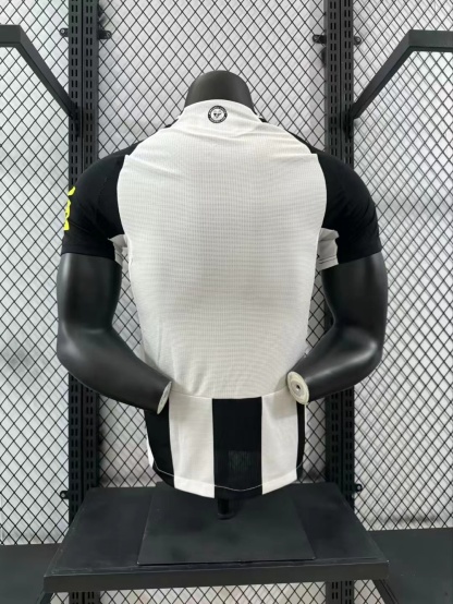 24/25 Newcastle United home player version S-XXL