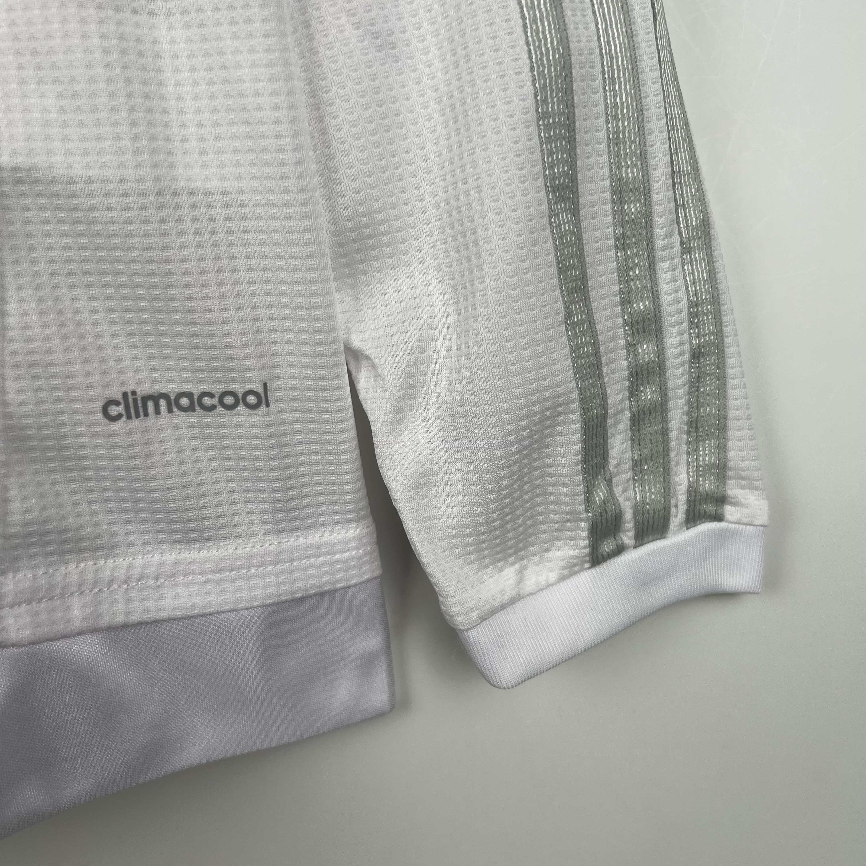 Retro Real Madrid 15/16 Long Sleeve Home S-XXL