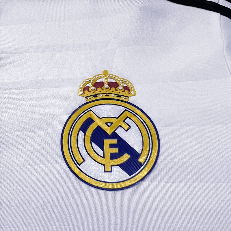 Retro 14/15 Real Madrid home S-XXL