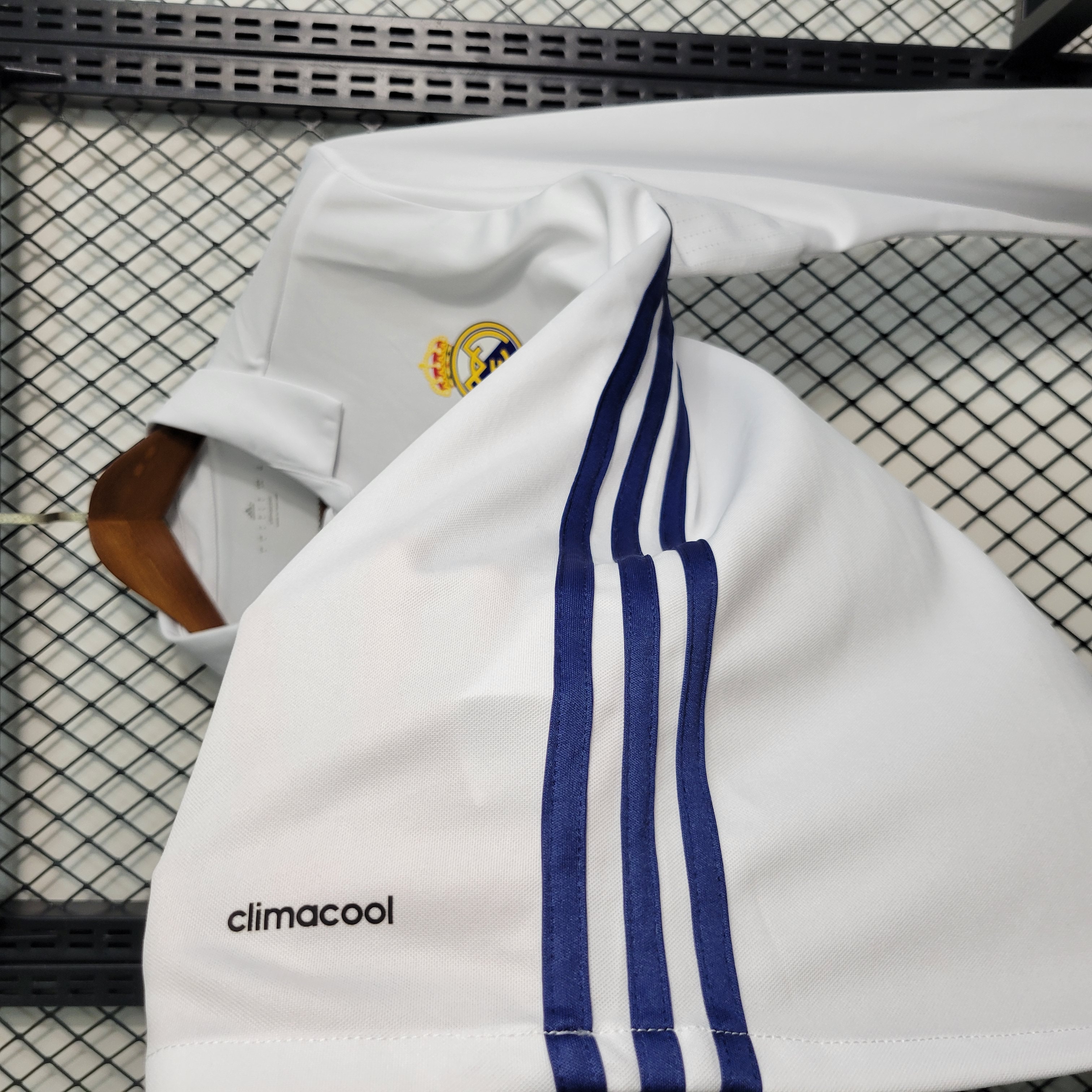 Retro 16-17 Real Madrid Main Long Sleeve Size S-XXL