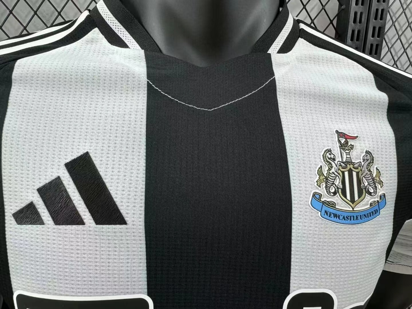24/25 Newcastle United home player version S-XXL