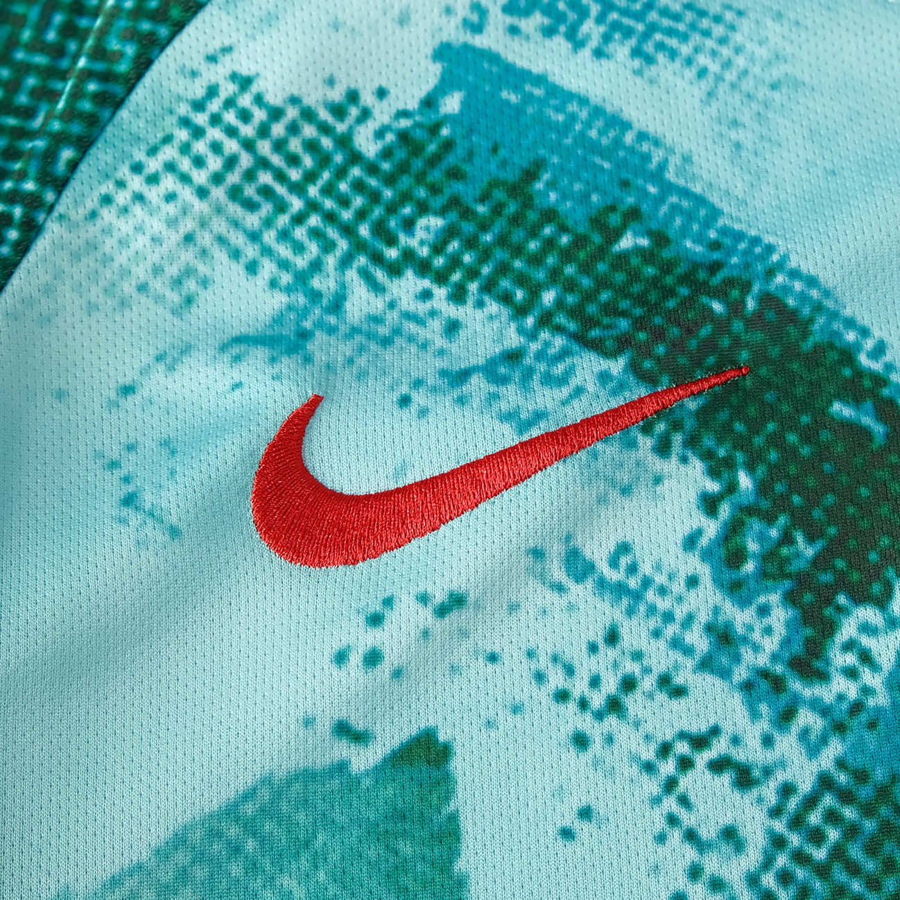 23/24 Portugal Green Training Shirt