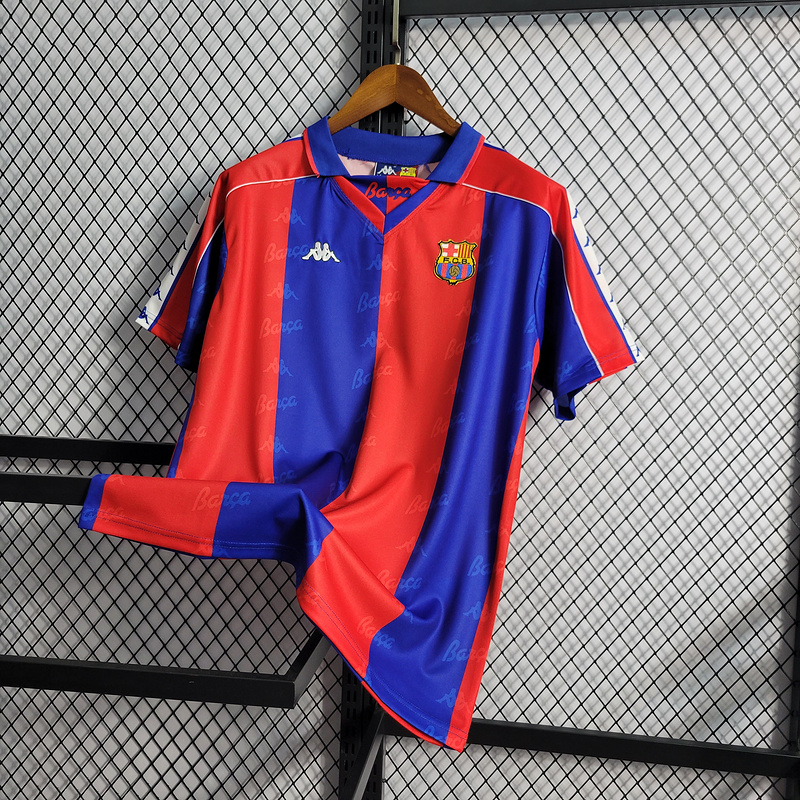 retro 1992-95 Barcelona home
