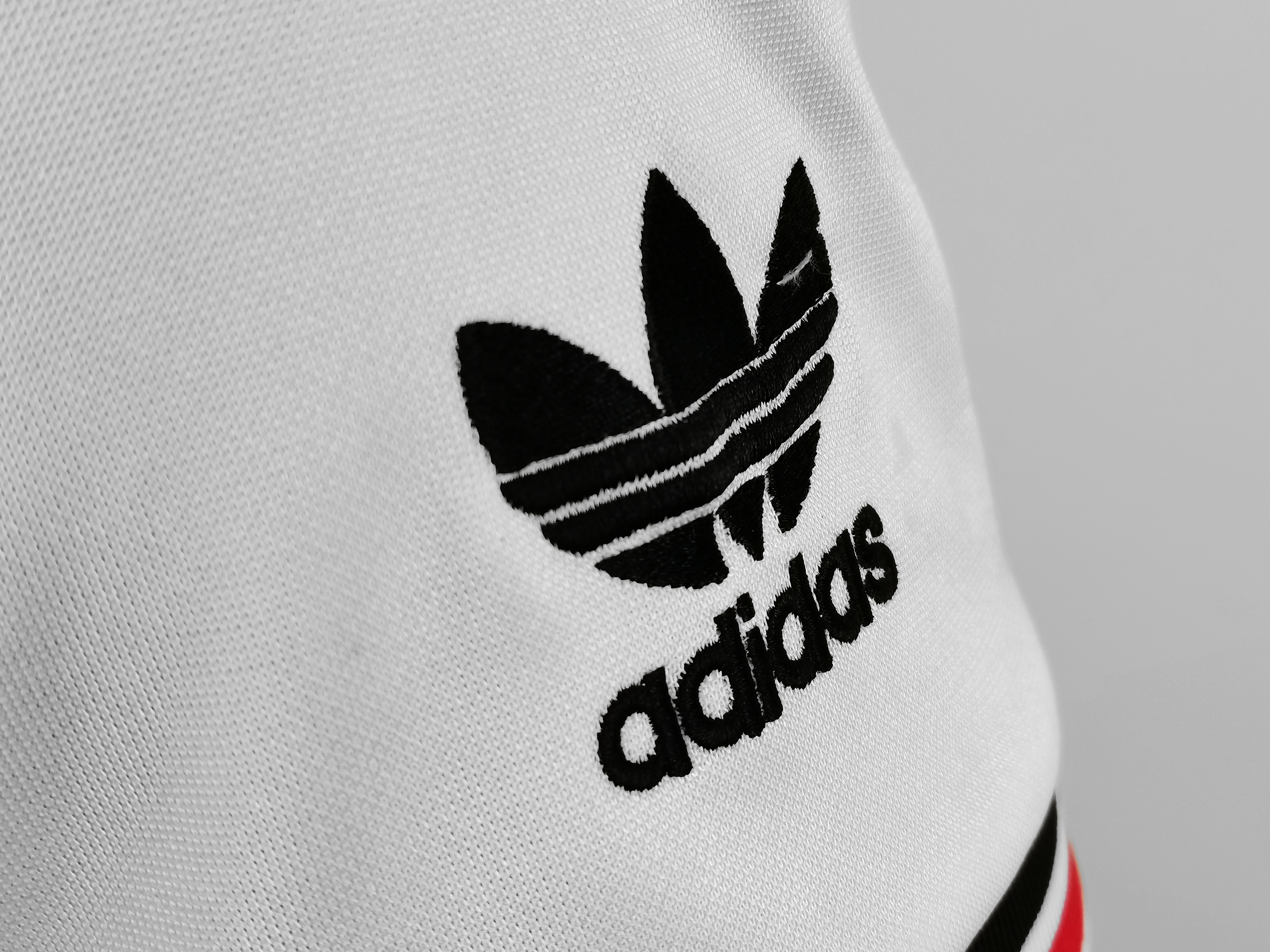 Retro 85 Manchester United  S-2XL