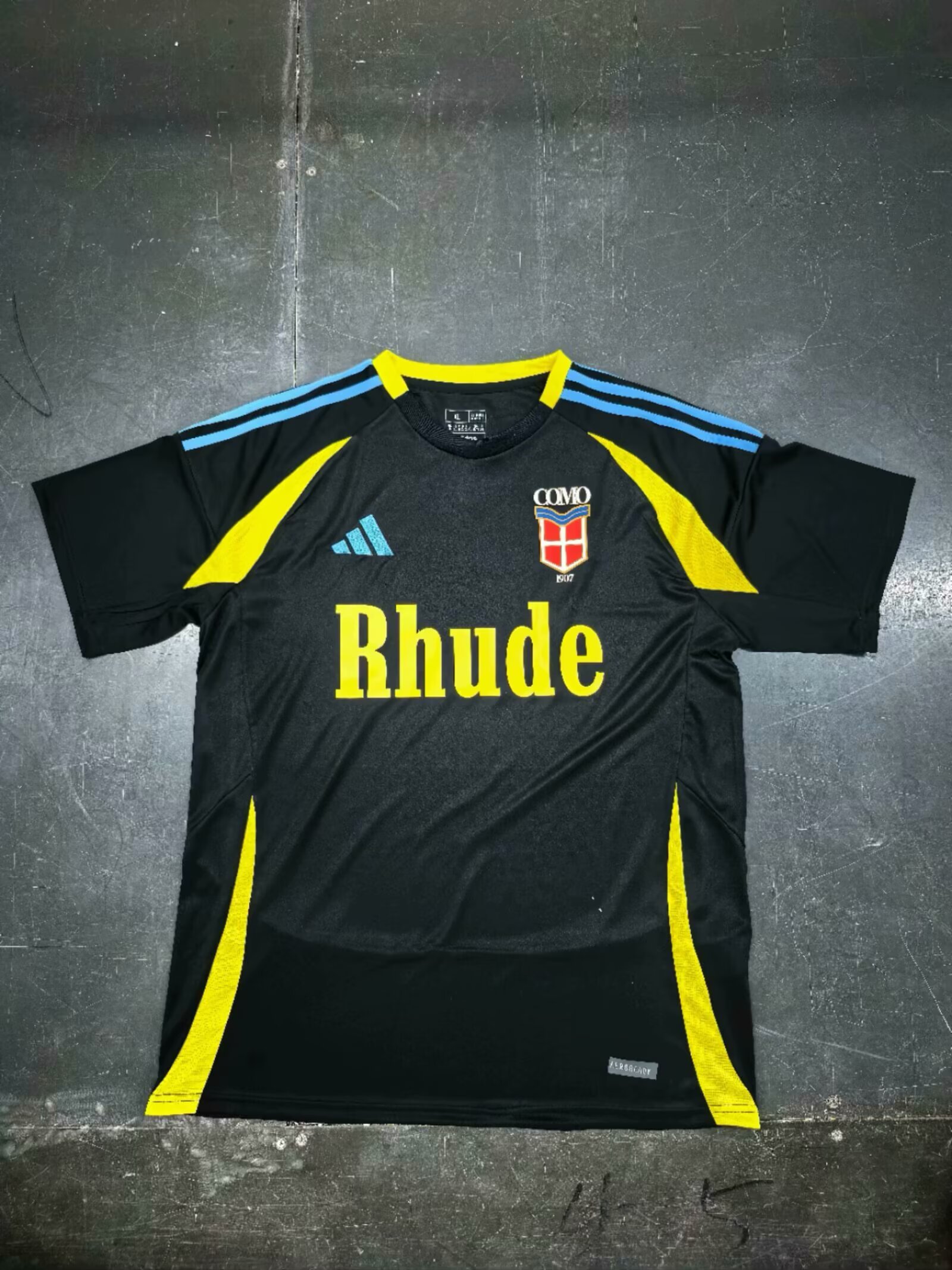 25/26 Como 1907 special fan version S-4XL