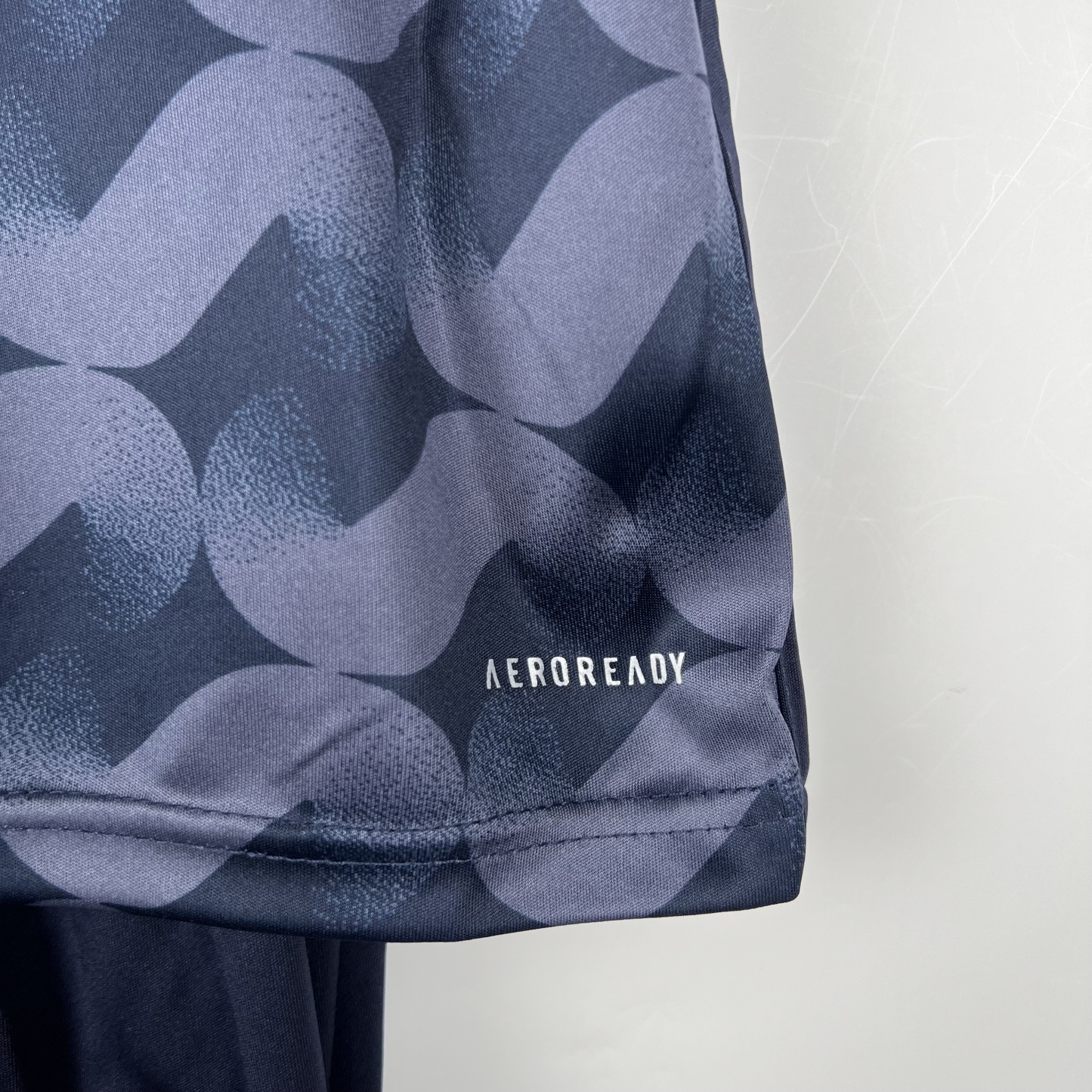 23/24 Kids Real Madrid Third Away Size: 16-28