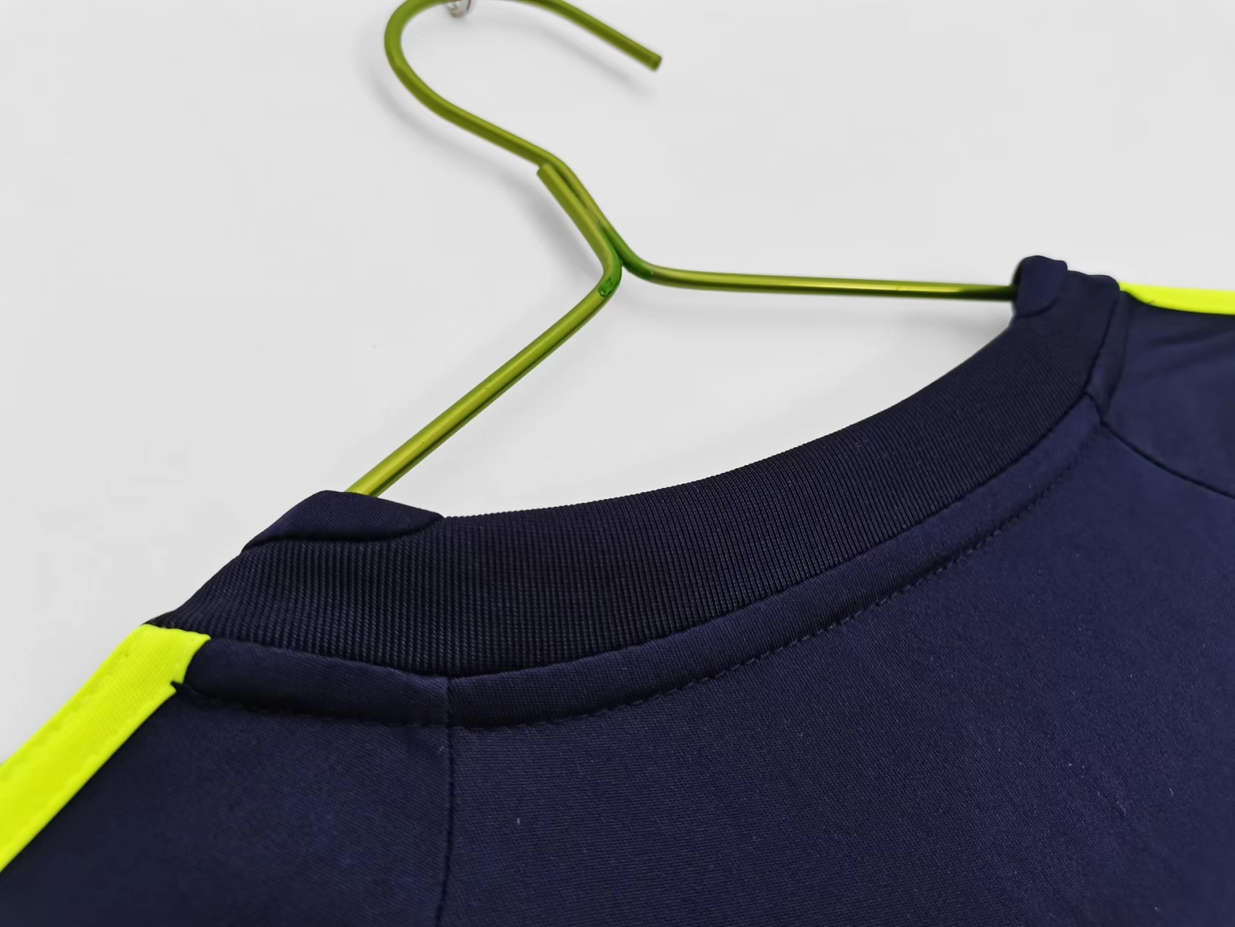 Retro Real Madrid 12-13 away S-XXL