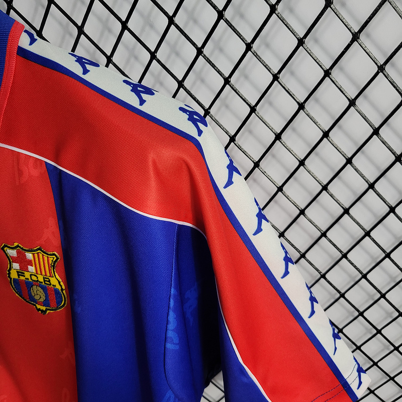 retro 1992-95 Barcelona home