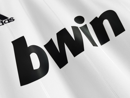 retro 2012/13 Real Madrid home