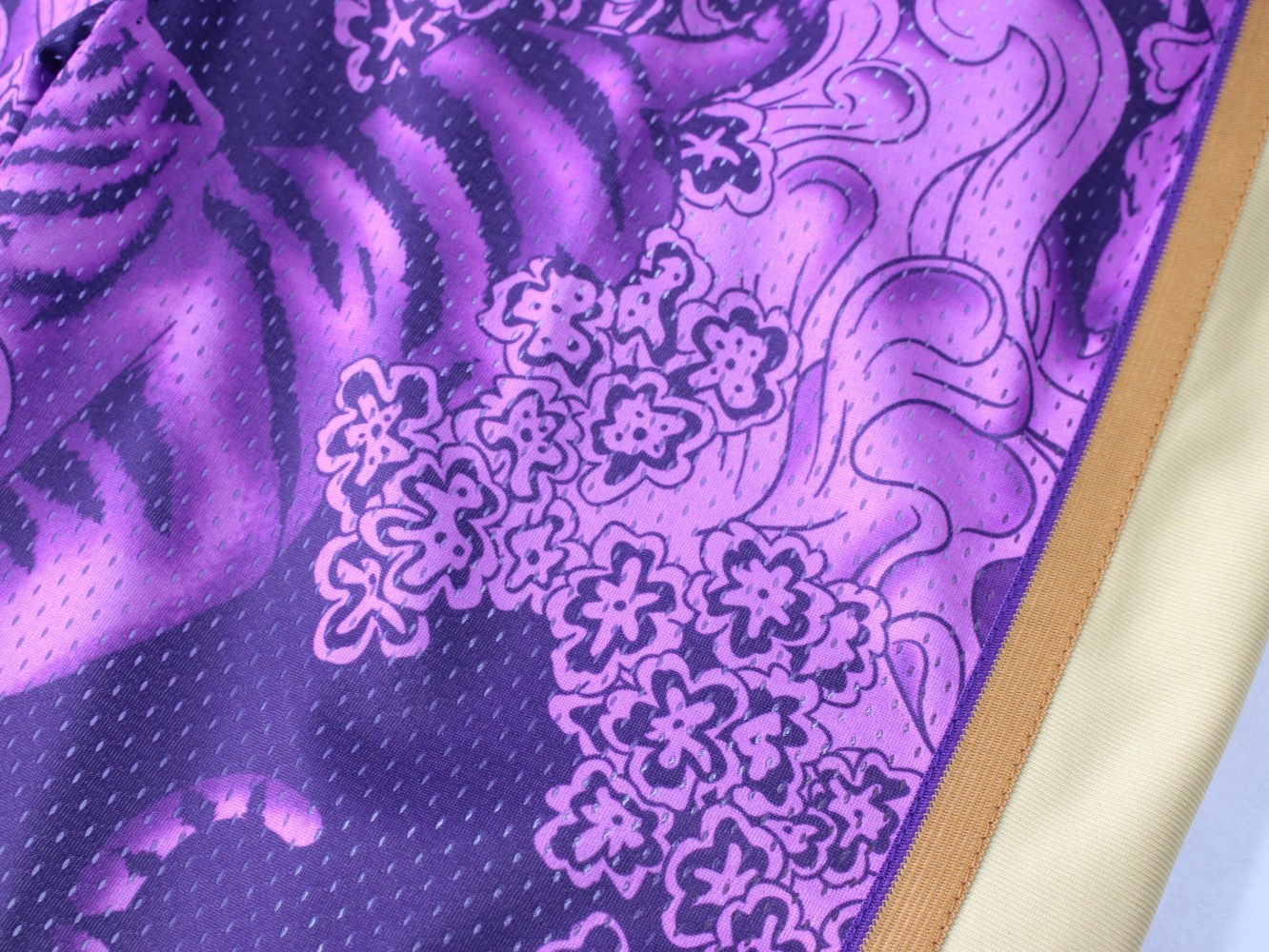 Lakers New Year of the Tiger Totem