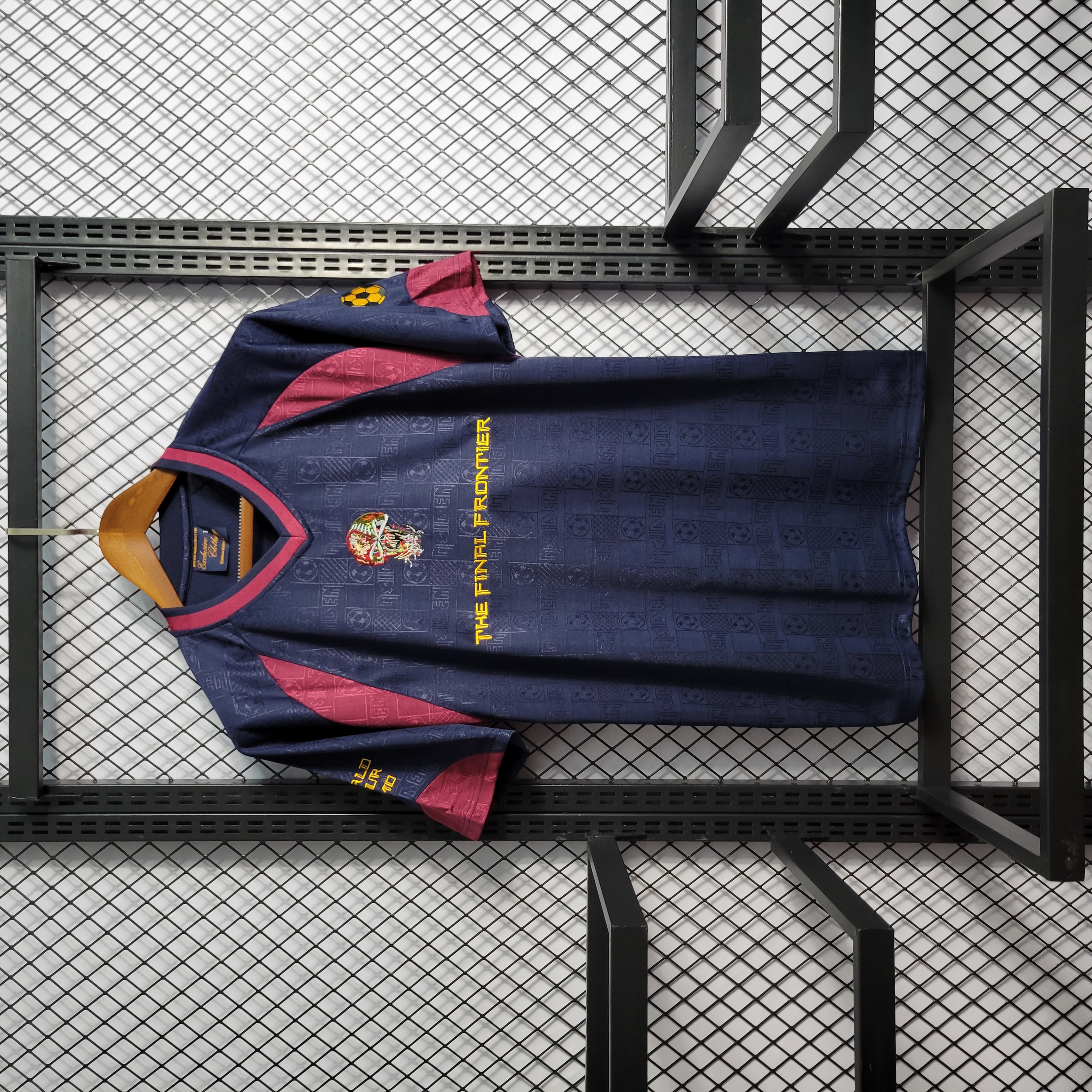 Retro 2010 West Ham Home Size S-XXL