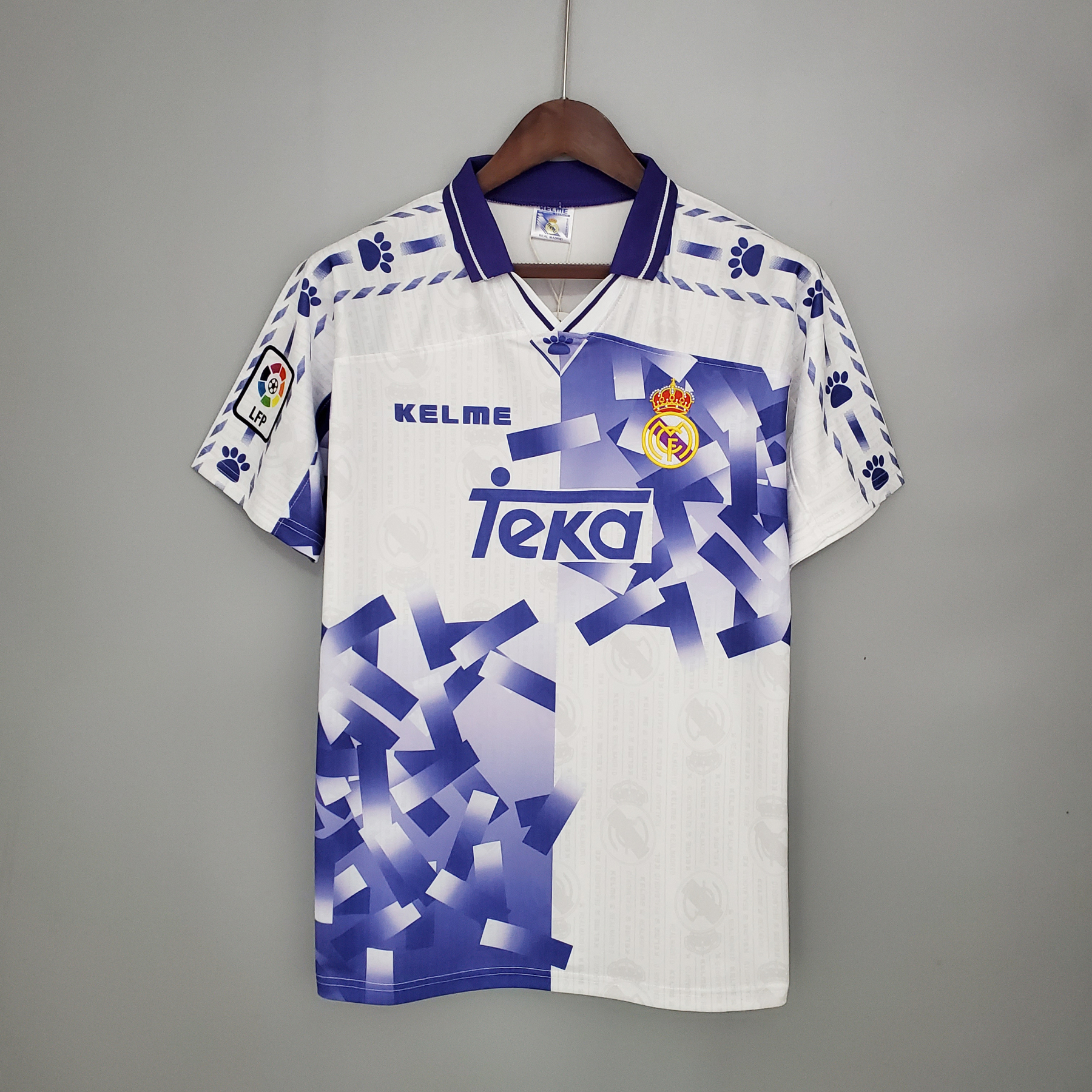 Retro Real Madrid 96/97 third away S-XXL