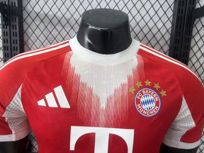 25/26 Bayern home player version S-XXL