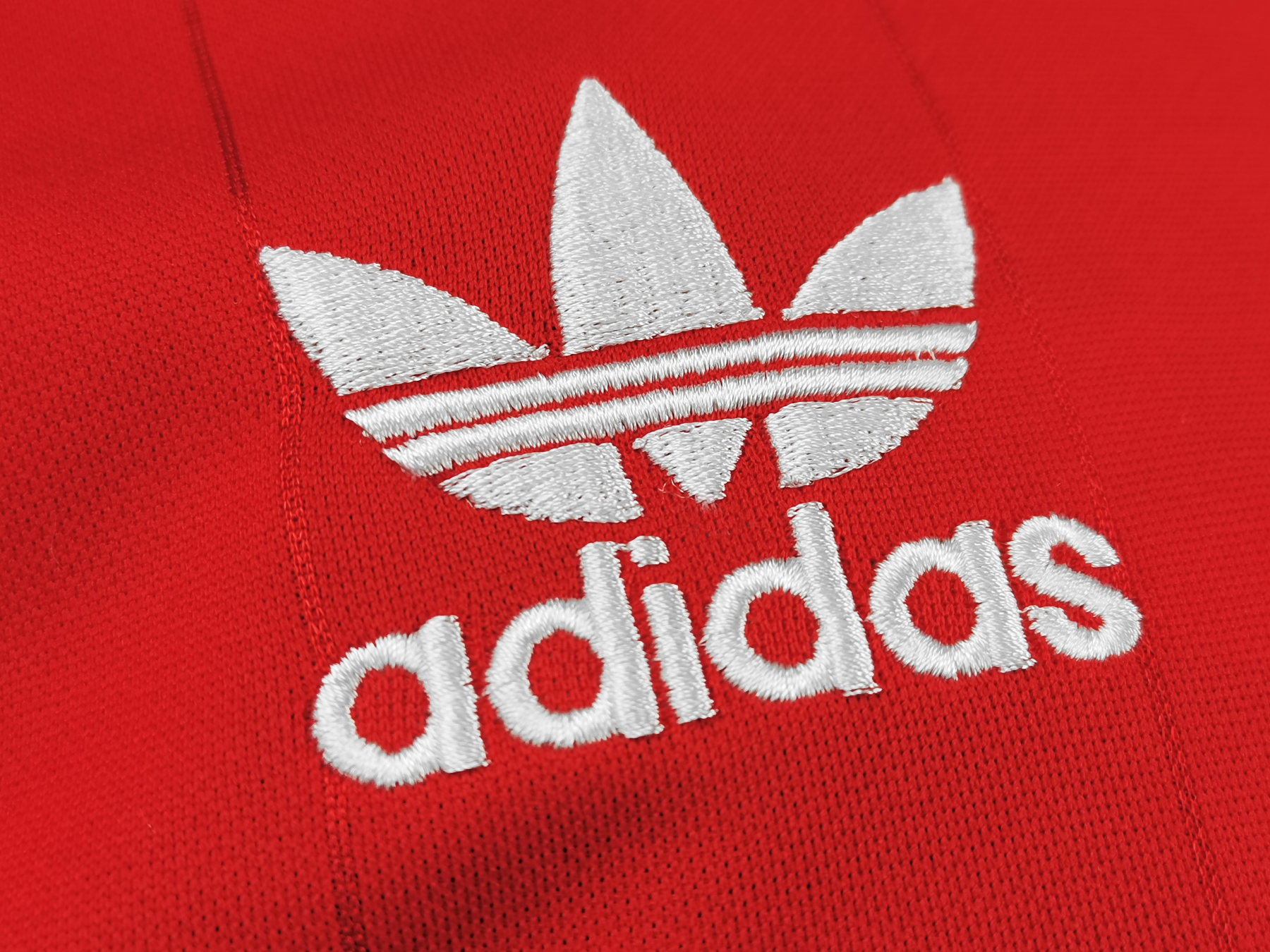 Retro 84 Manchester United home S-2XL