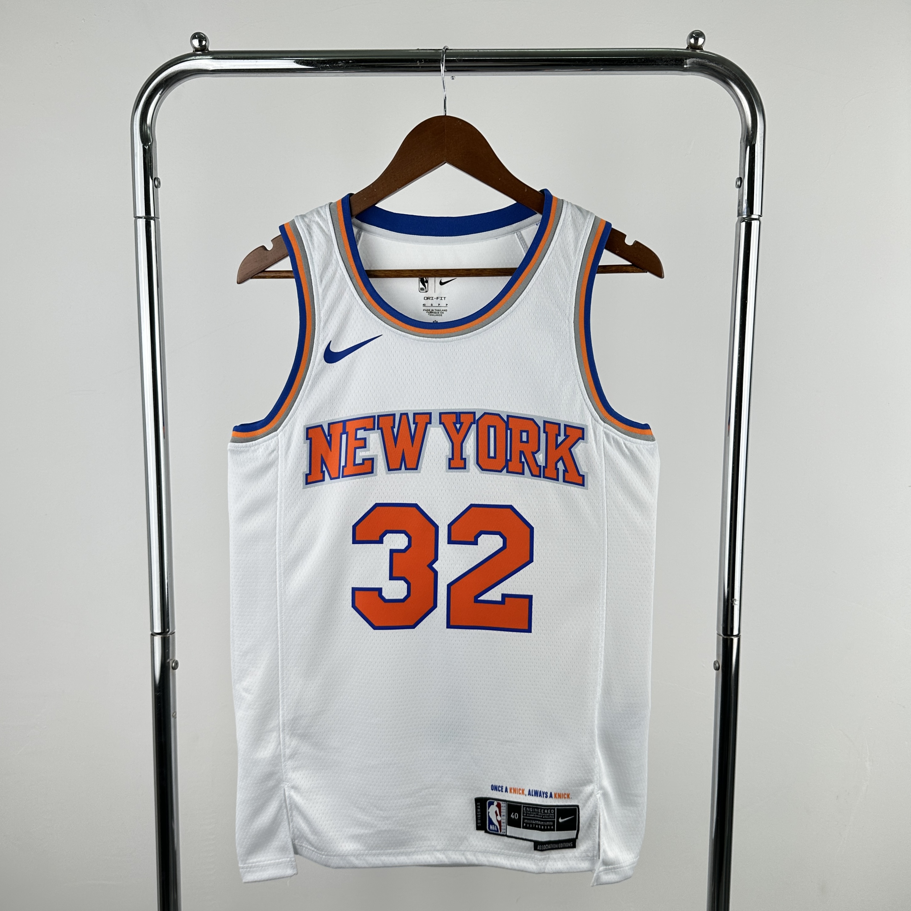 2025 NBA New York Knicks white Hot-pressed version NO.32 jersey S-XXL
