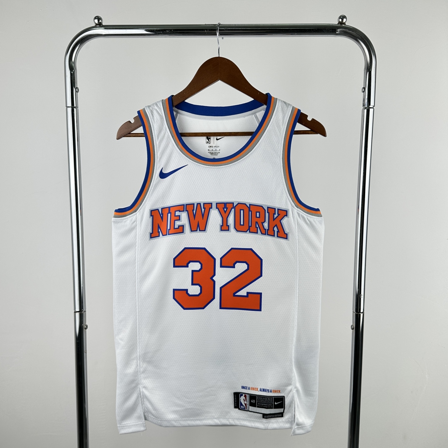 2025 NBA New York Knicks white Hot-pressed version NO.32 jersey S-XXL