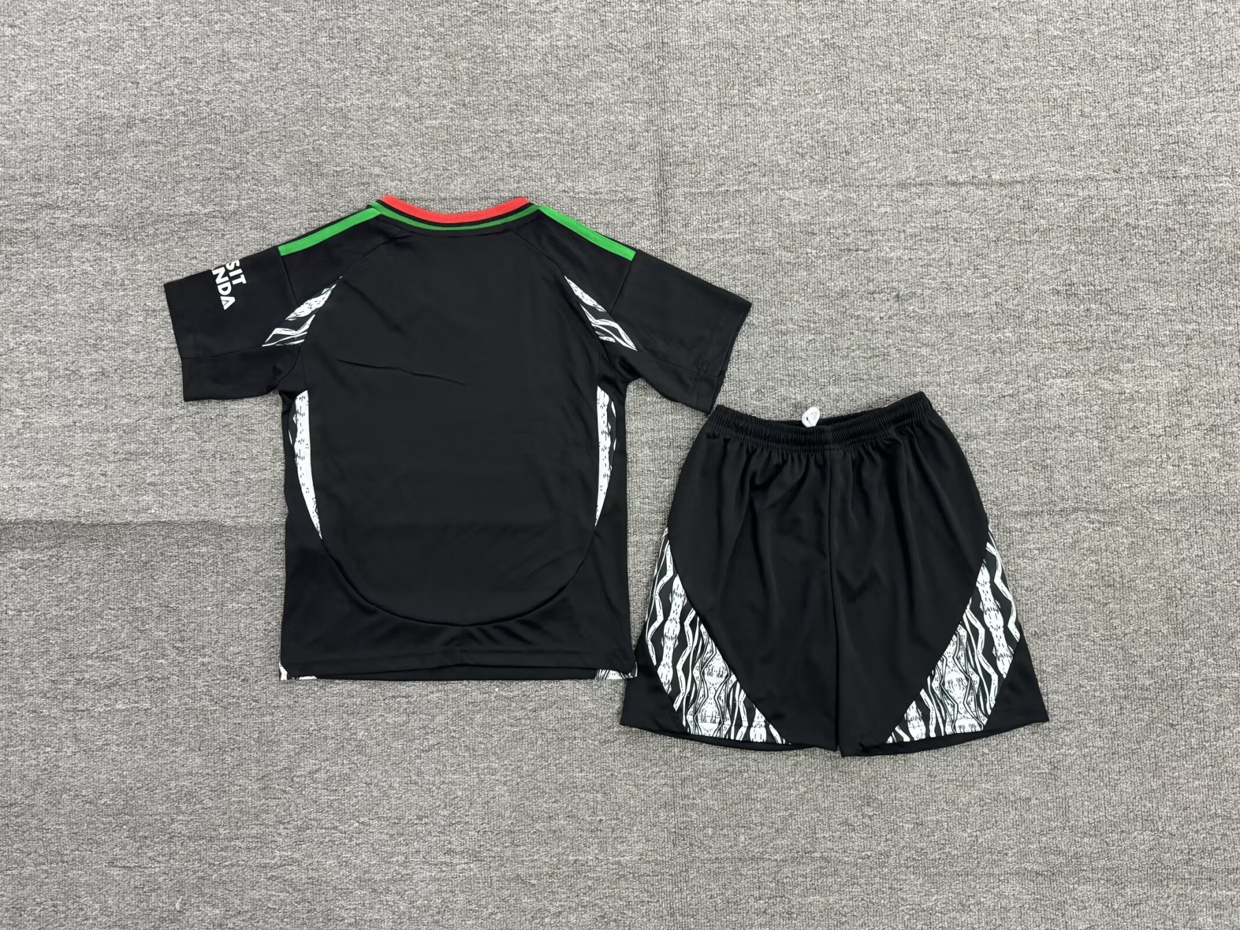 2425 Arsenal away kids version size 16-28