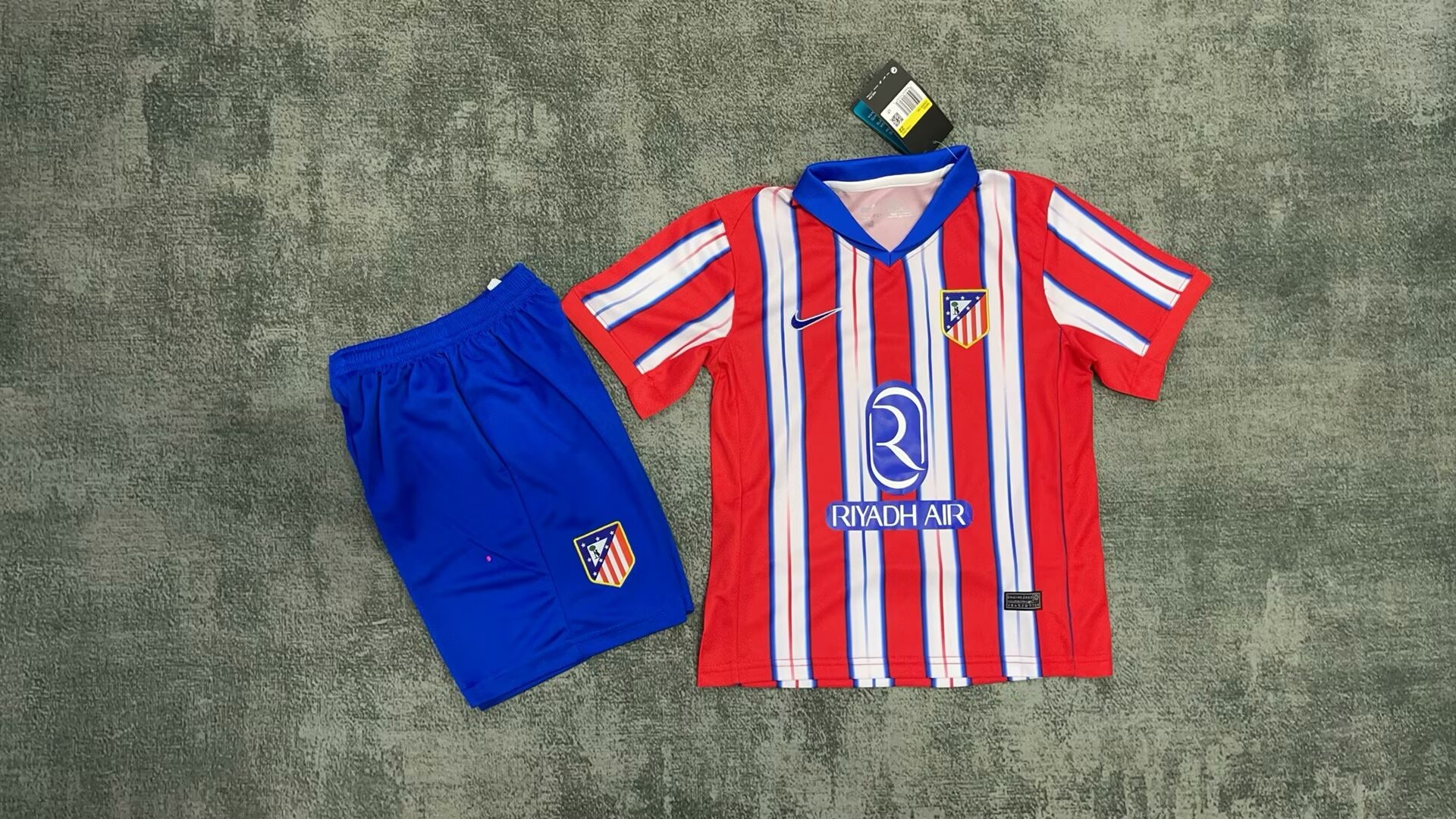 24/25 Atletico Madrid Home kids version size 16-28