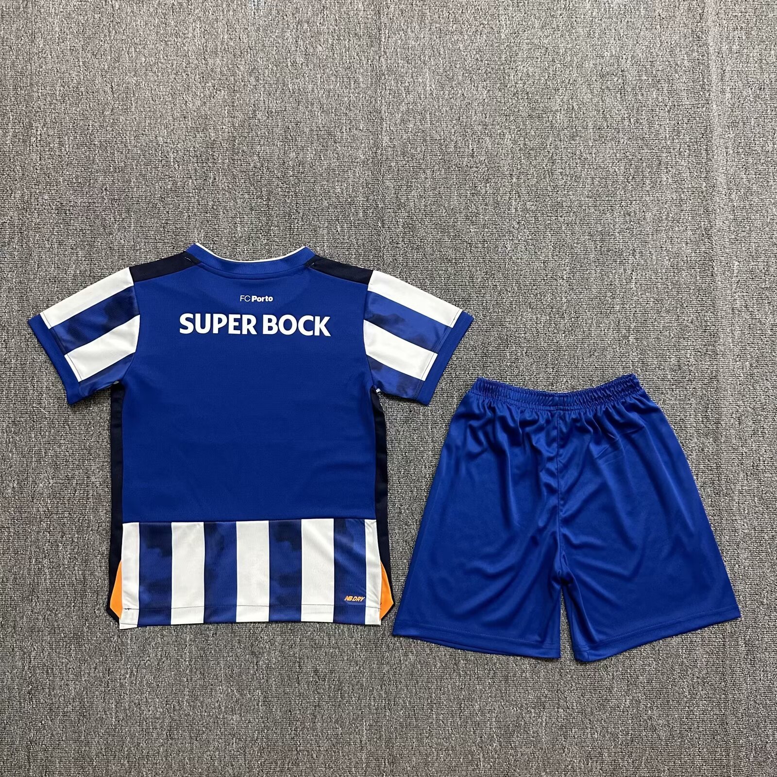 24/25 Porto home kids version size 16-28
