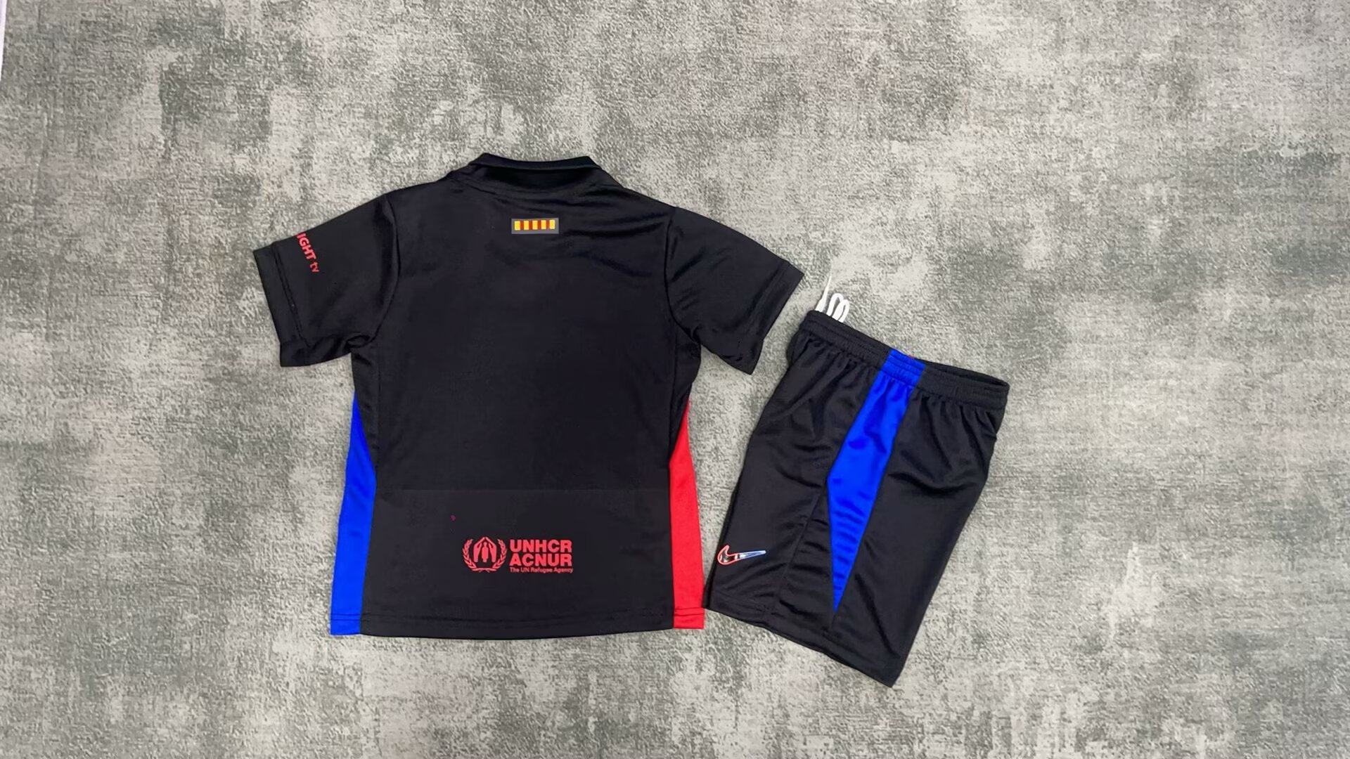 24/25 Barcelona away kids version size 16-28