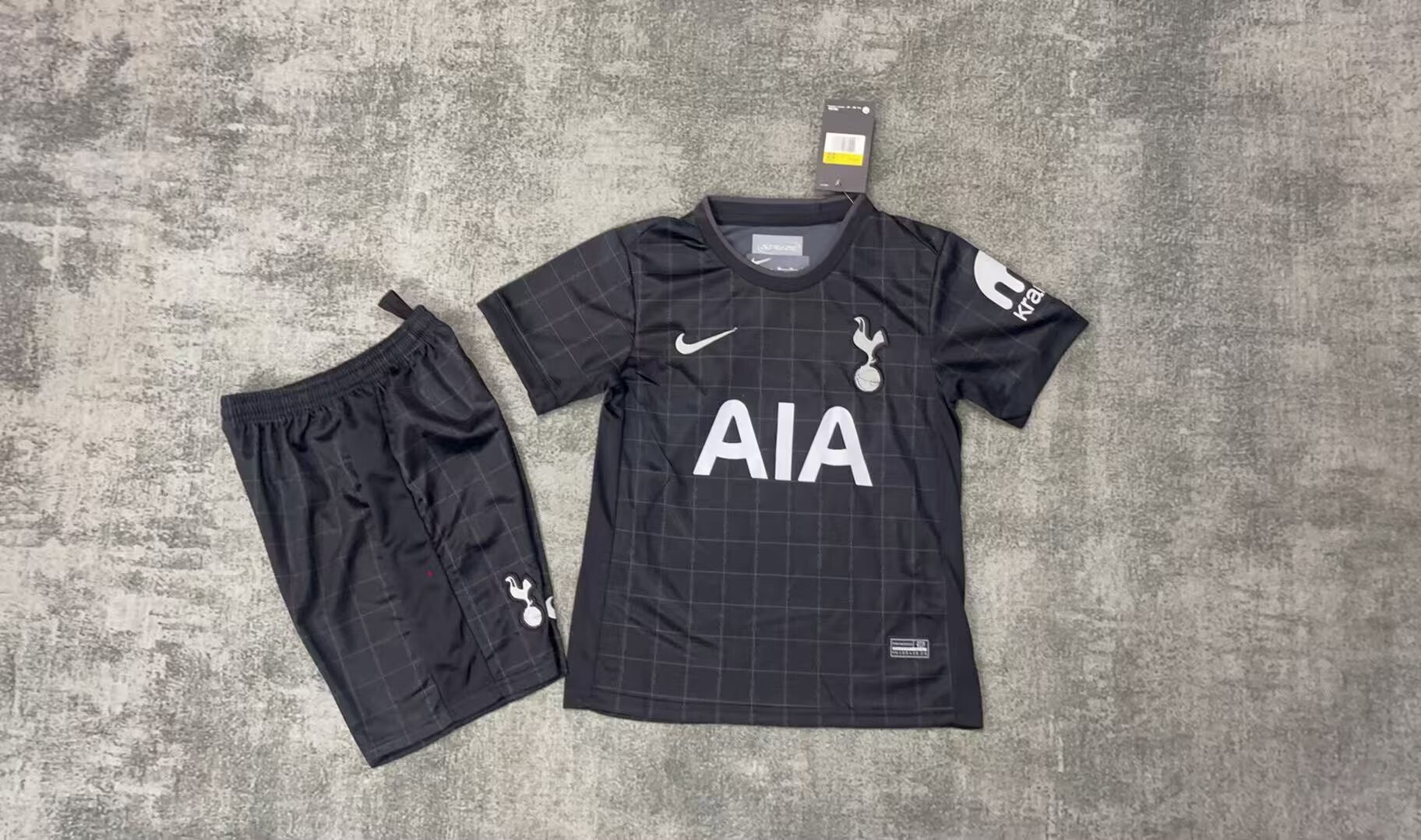 25/26 Tottenham hotspur away kids version size 16-28