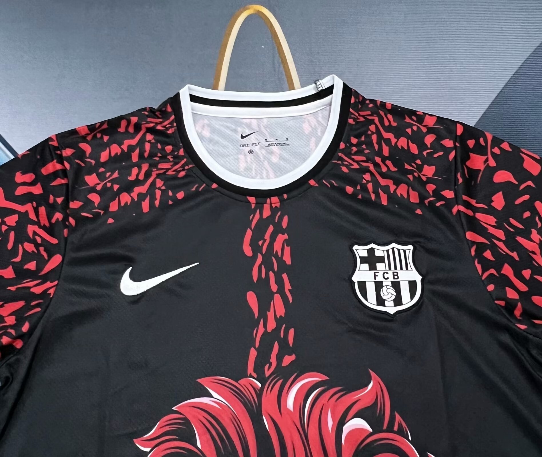 24/25 Barcelona special red lion fan version S-XXL