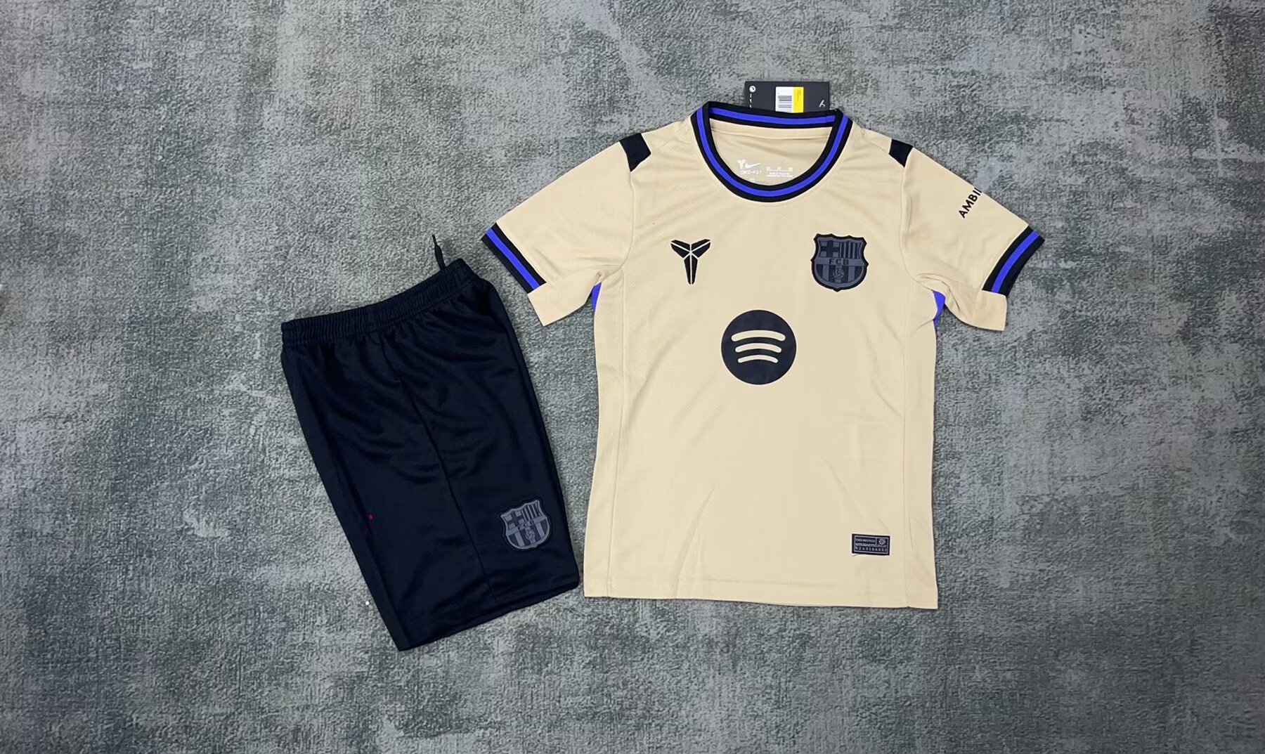 25/26 Barcelona away kids version size 16-28