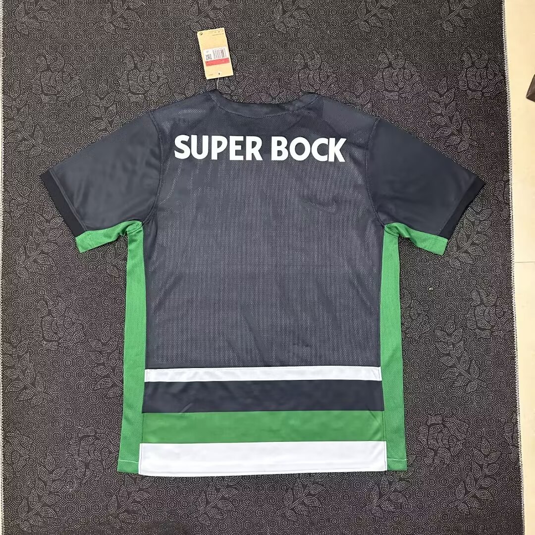 24-25 Sporting Lisbon home Fan Version S-4XL