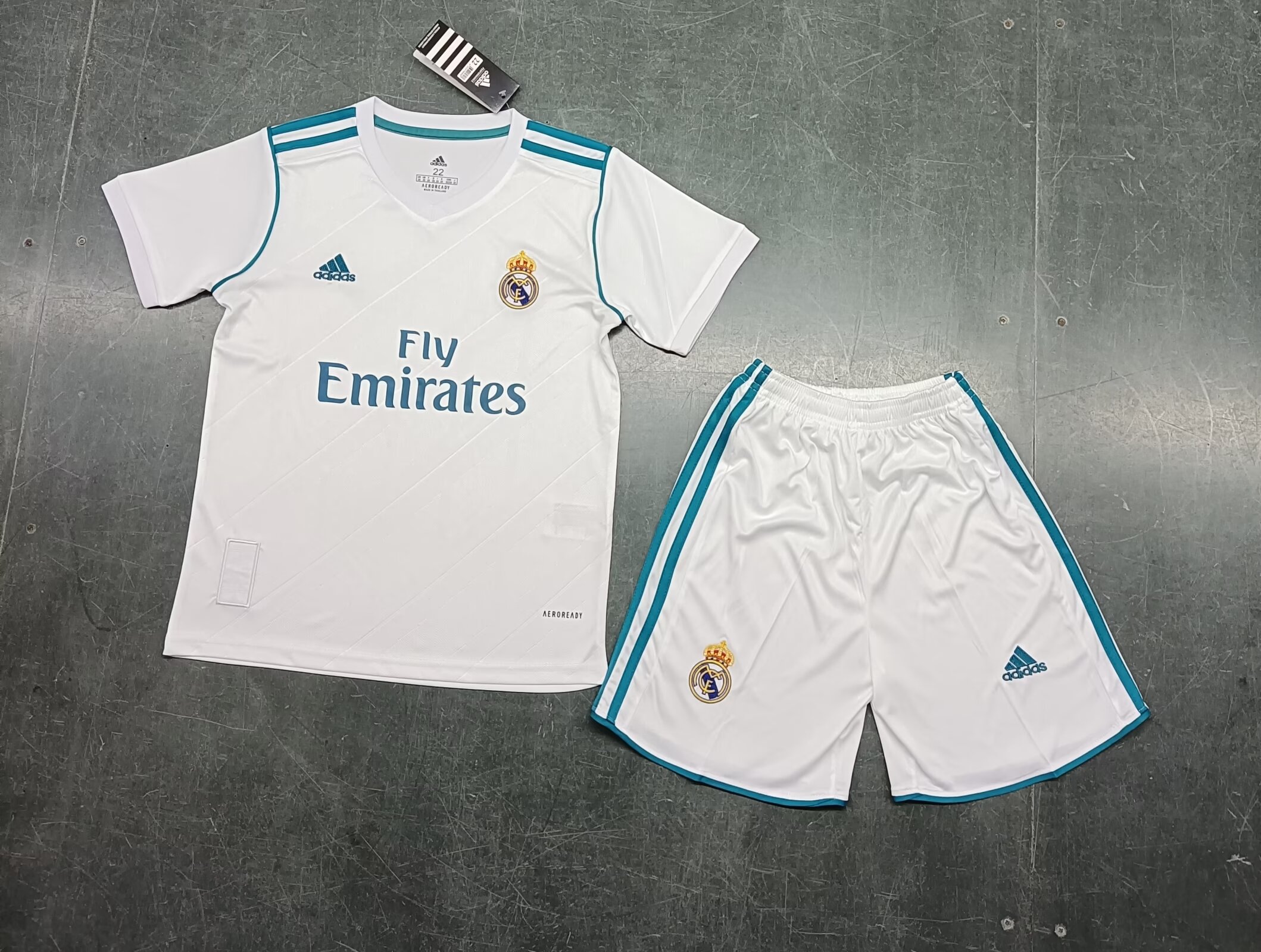 Retro Kids 17-18 Real Madrid Home Jersey