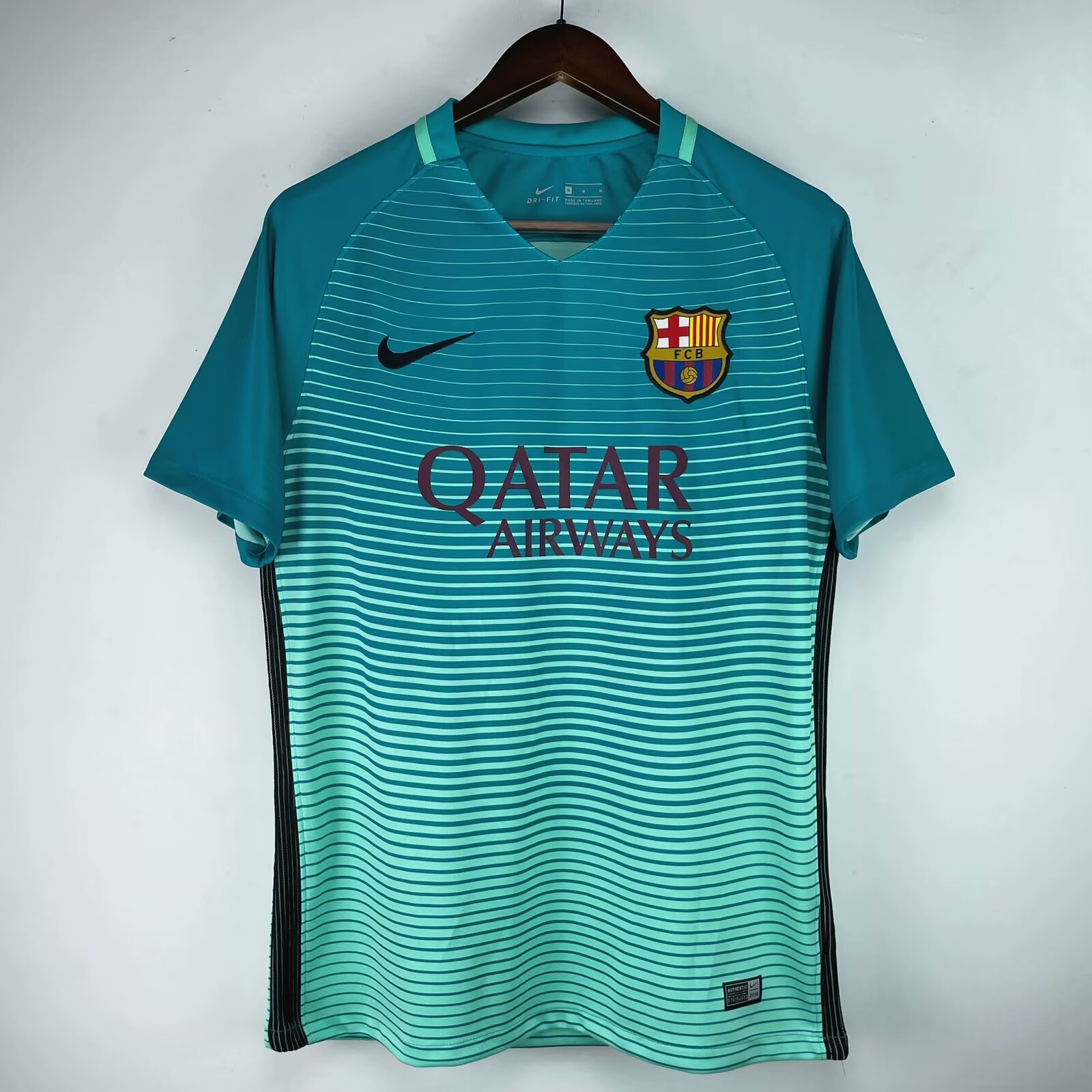Retro 16-17 Barcelona third away size S-XXL
