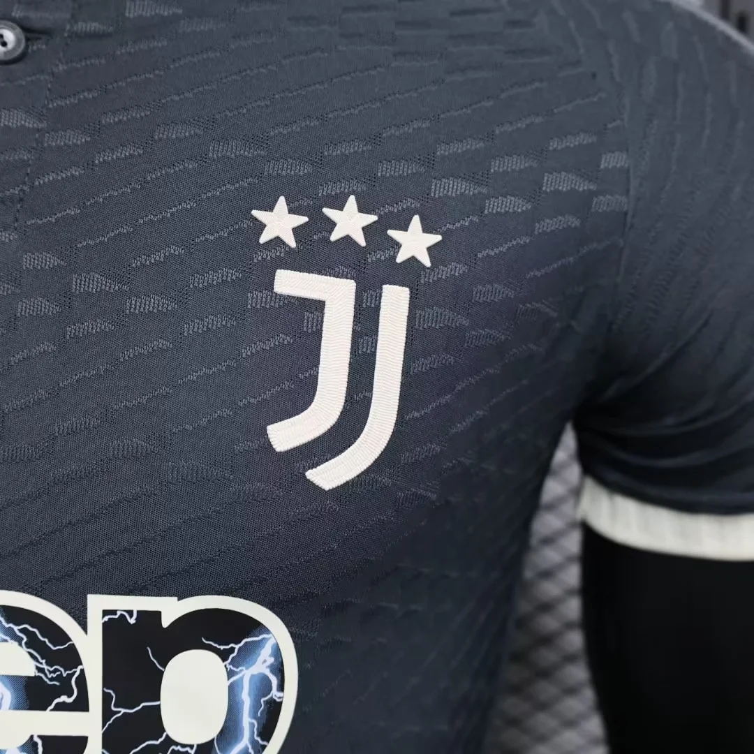 Player Version 23/24 Juventus Third Jersey